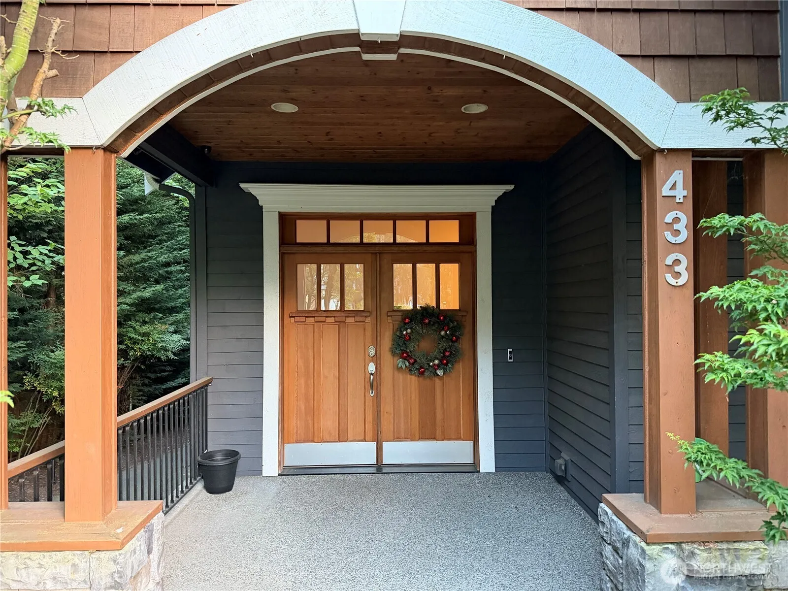 Property photo for 433 7th Avenue, Kirkland photo 2