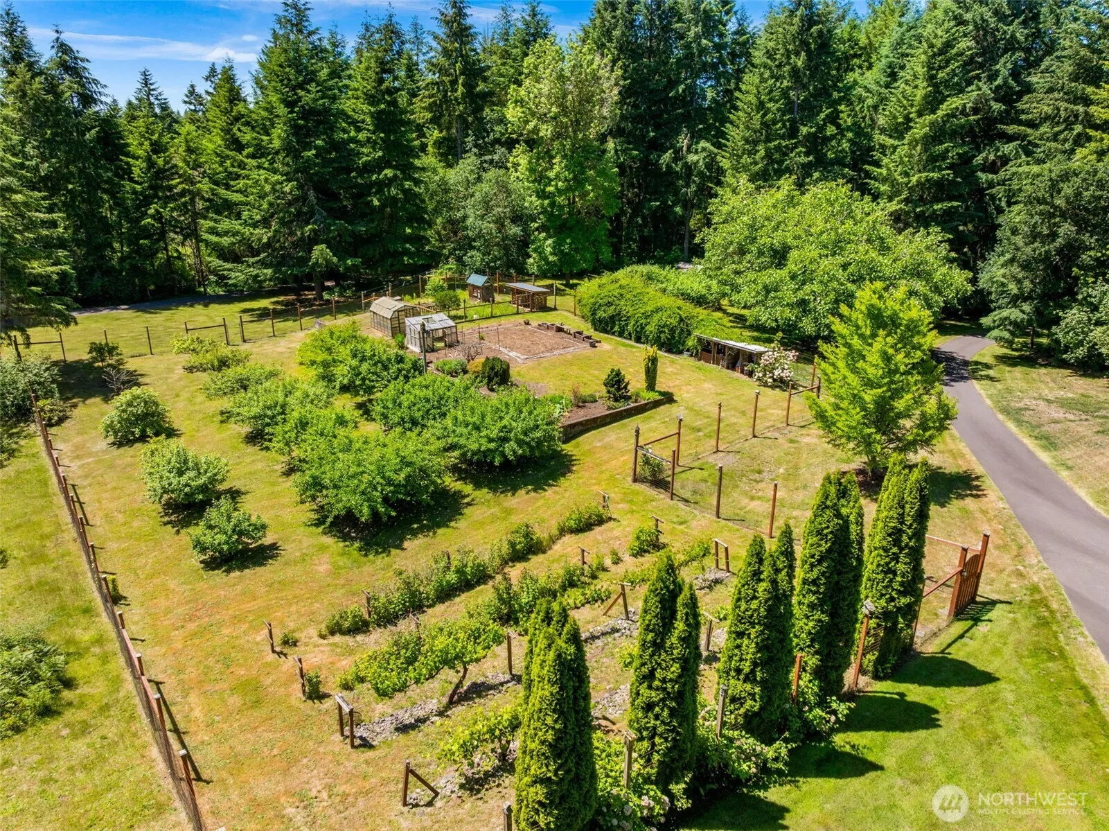 Property photo for 11500 Weisenberger Road Se, Rainier photo 3
