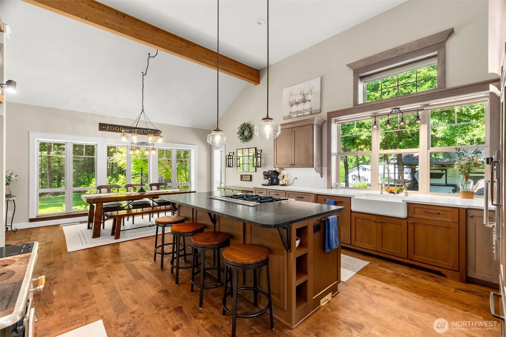 Property photo for 11500 Weisenberger Road Se, Rainier photo 5