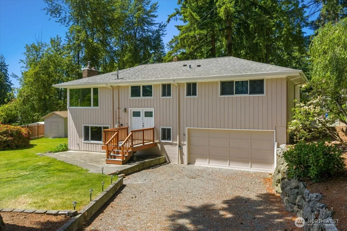 Property photo for 15811 205th Avenue Se, Renton