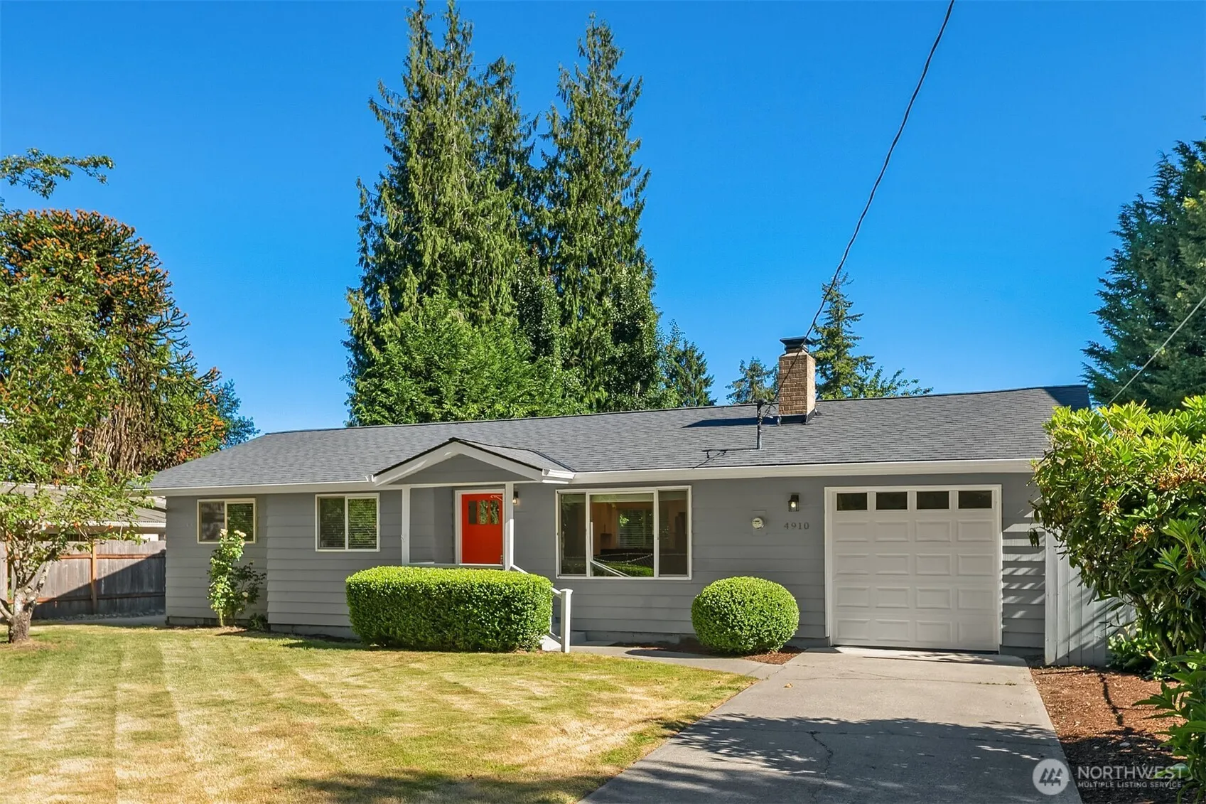 Property photo for 4910 Ne 7th Street, Renton photo 2