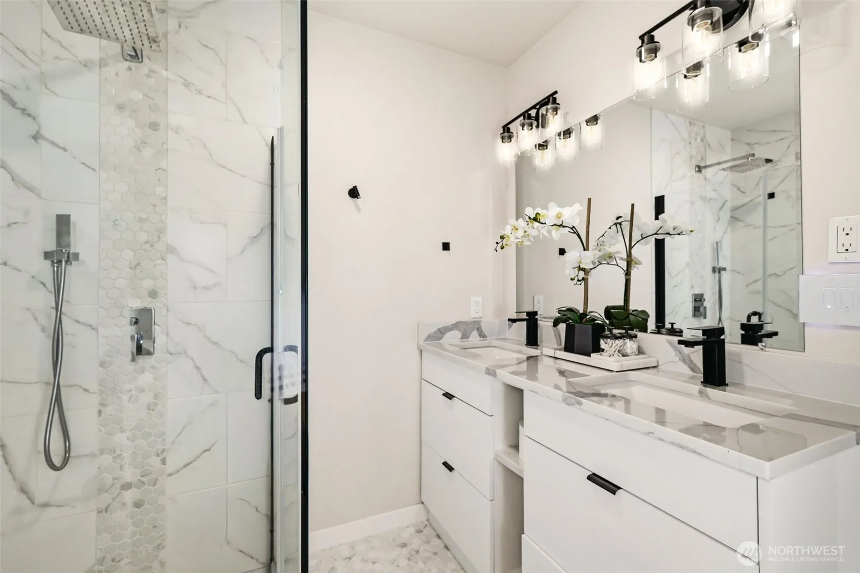 Property photo for 7511 Dumar Way Sw, Seattle photo 5
