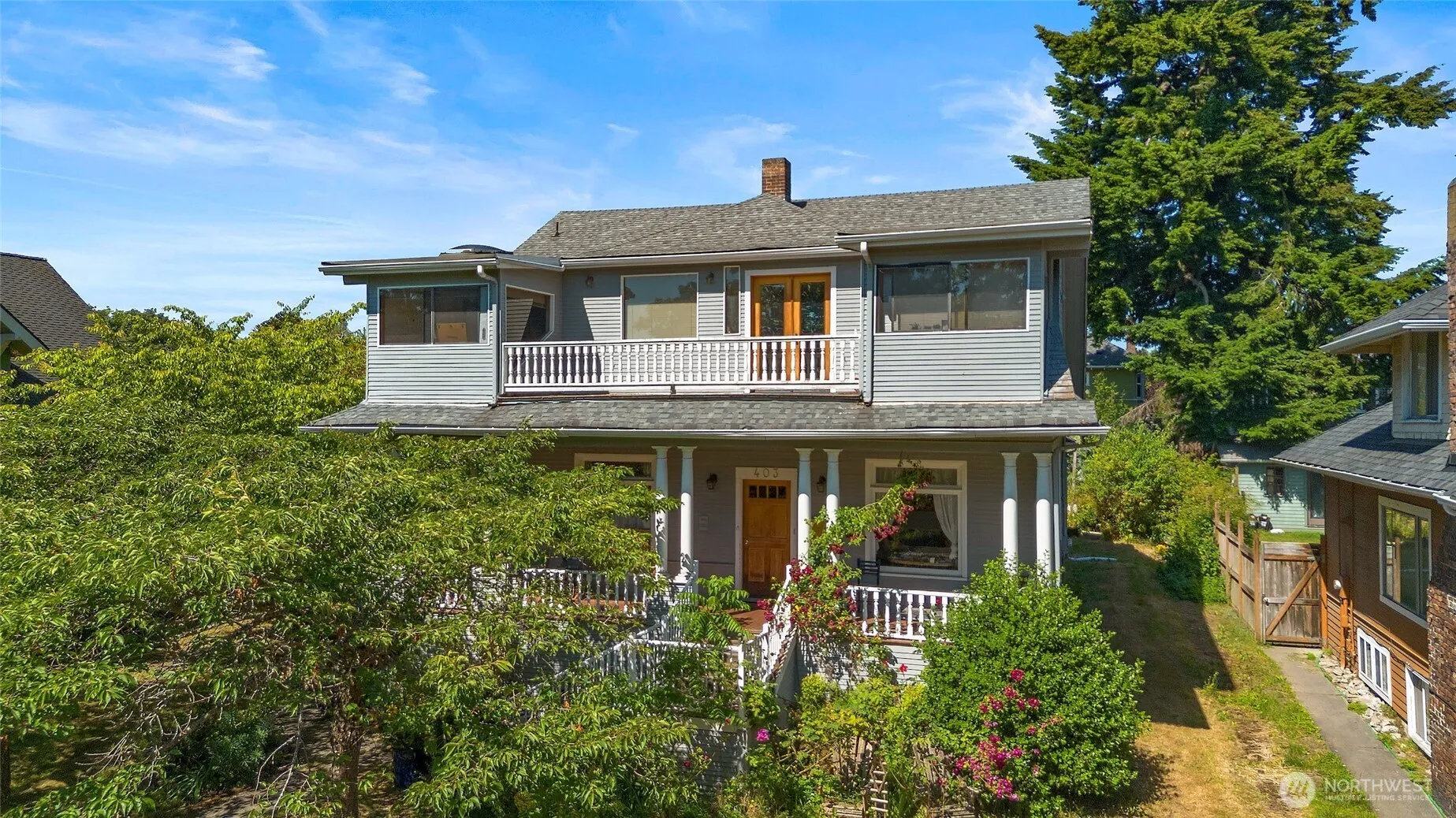 Property photo for 403 30th Avenue, Seattle photo 4