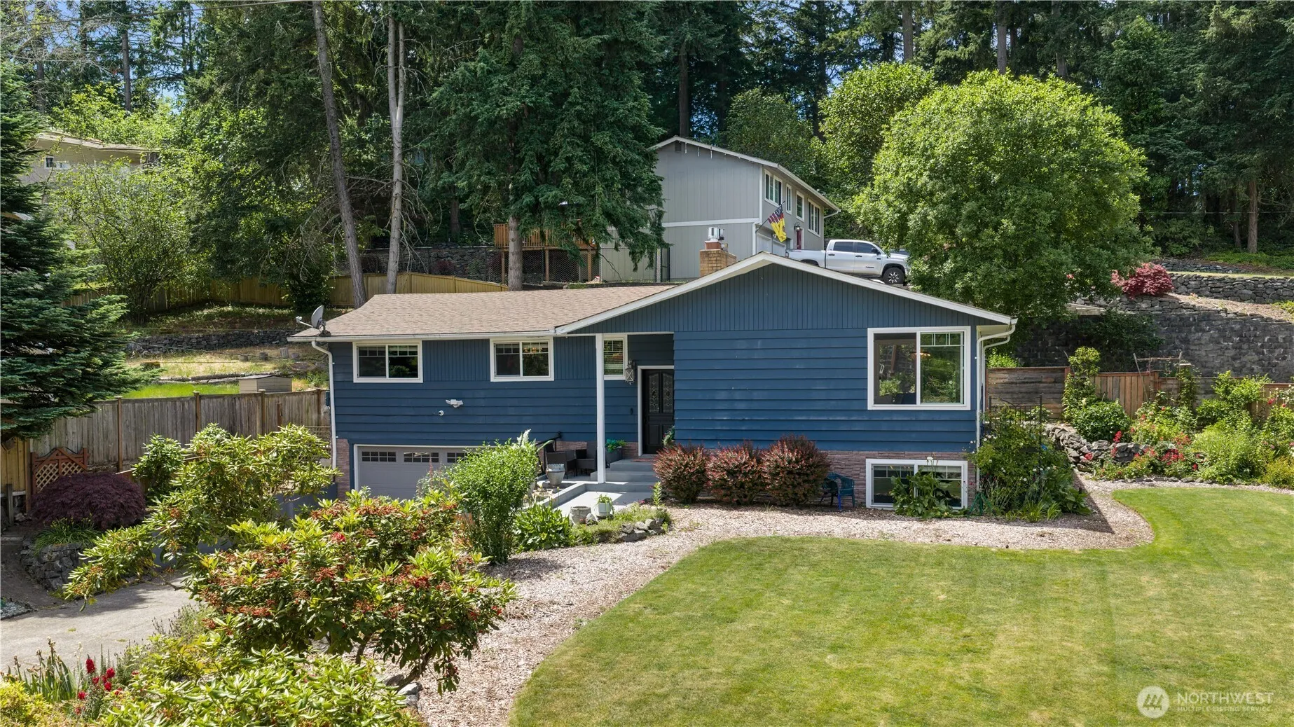 Property photo for 4702 69th Avenue W, University Place photo 3