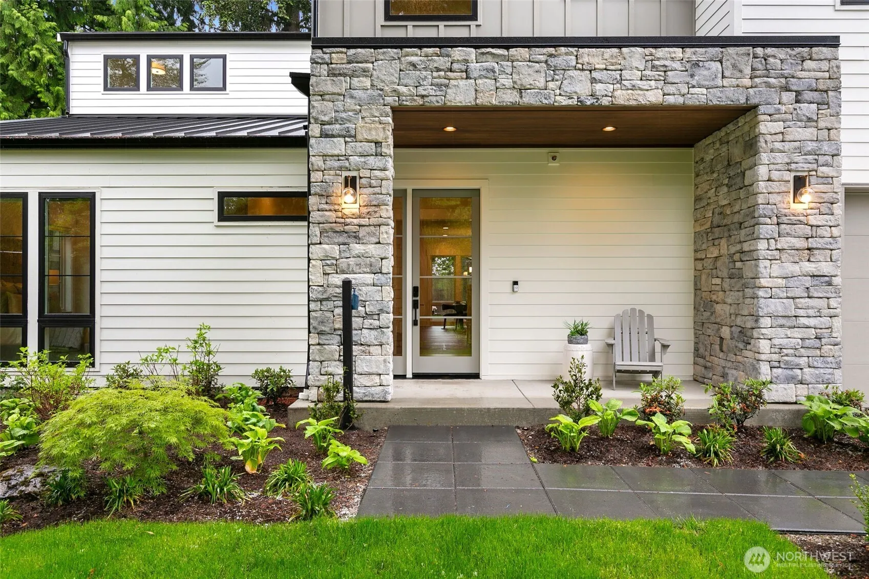 Property photo for 4526 89th Avenue Se, Mercer Island photo 2