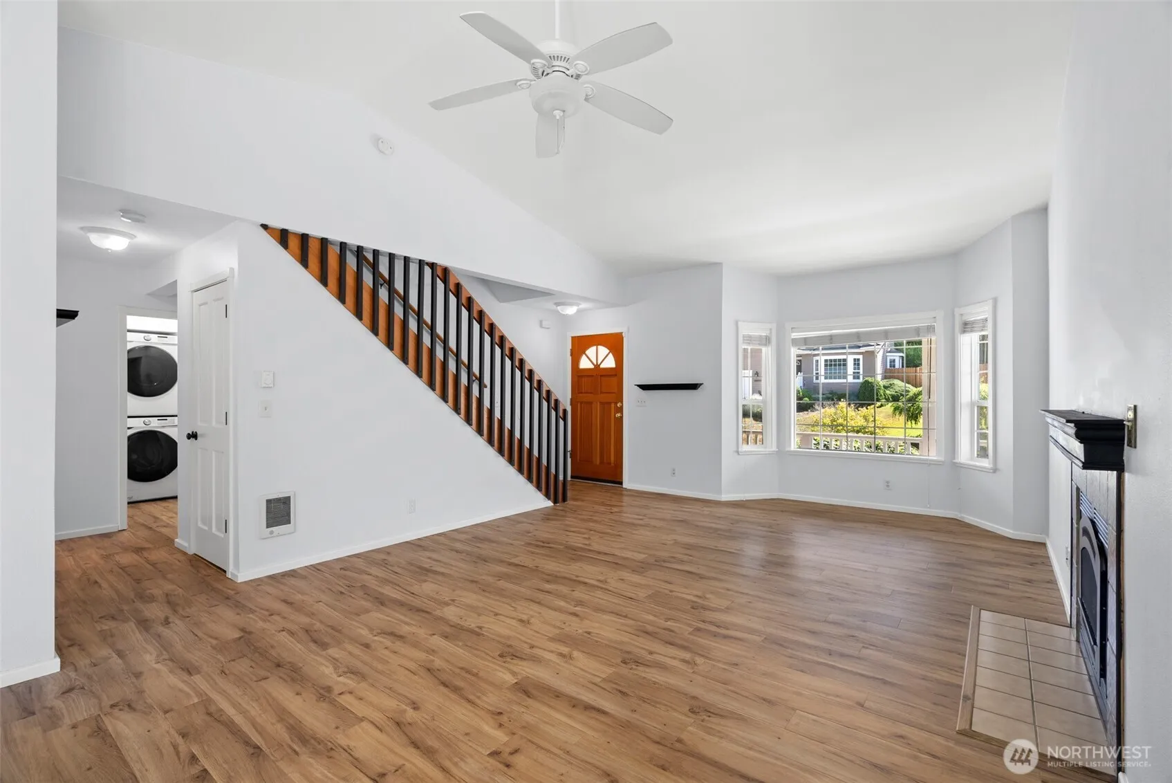 Property photo for 26227 Montera Loop Ne, Kingston photo 5