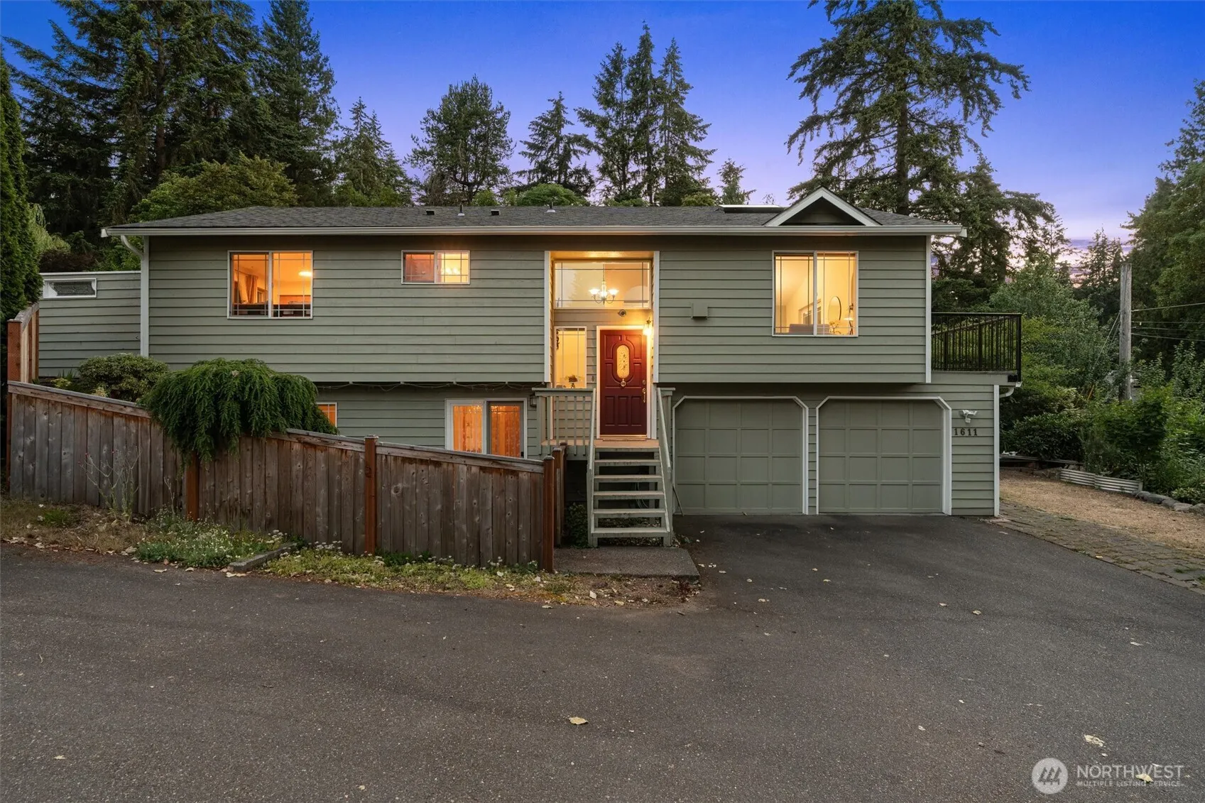 Property photo for 1611 Ne Perkins, Shoreline