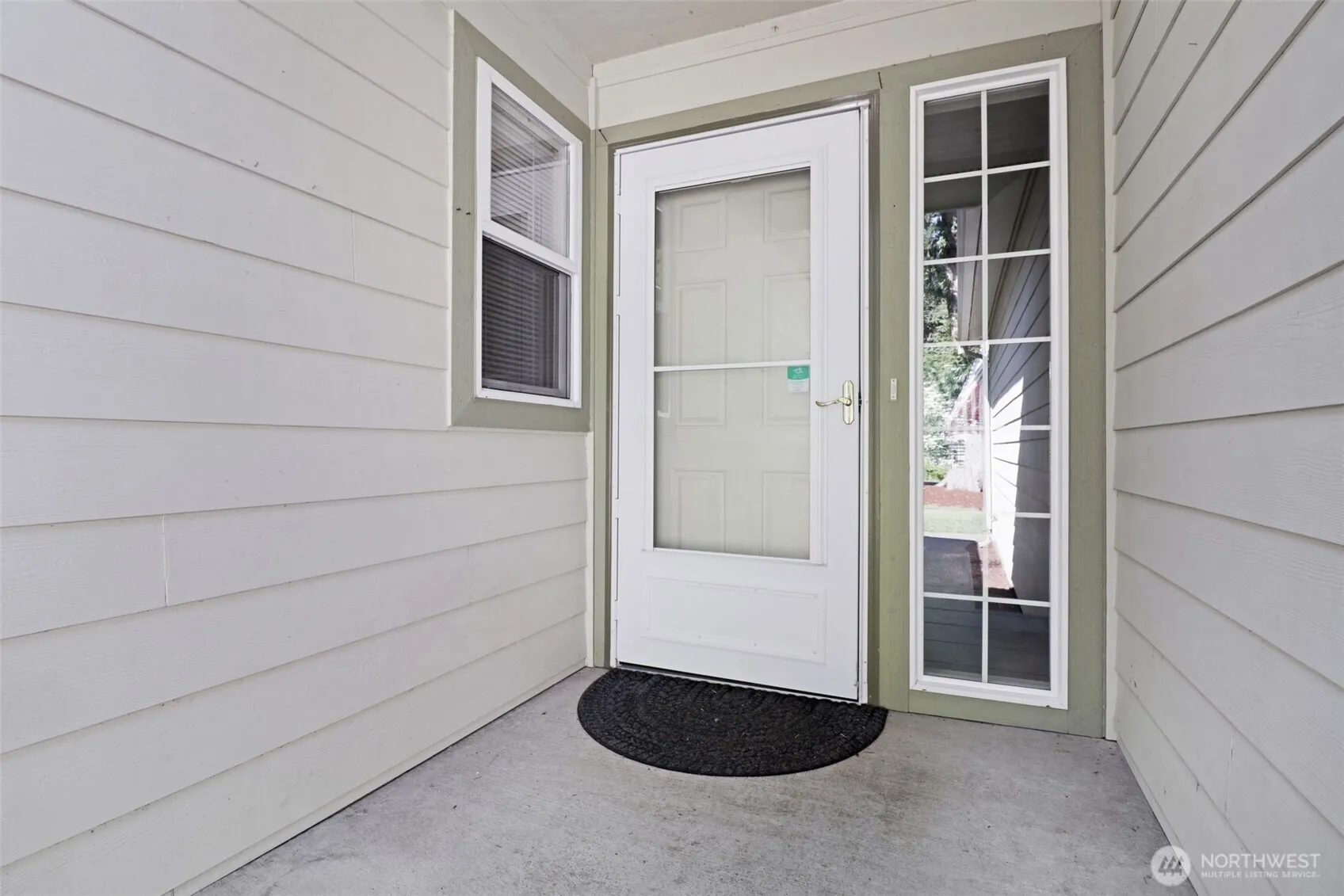 Property photo for 15626 Lindsay Road Se, Yelm photo 2