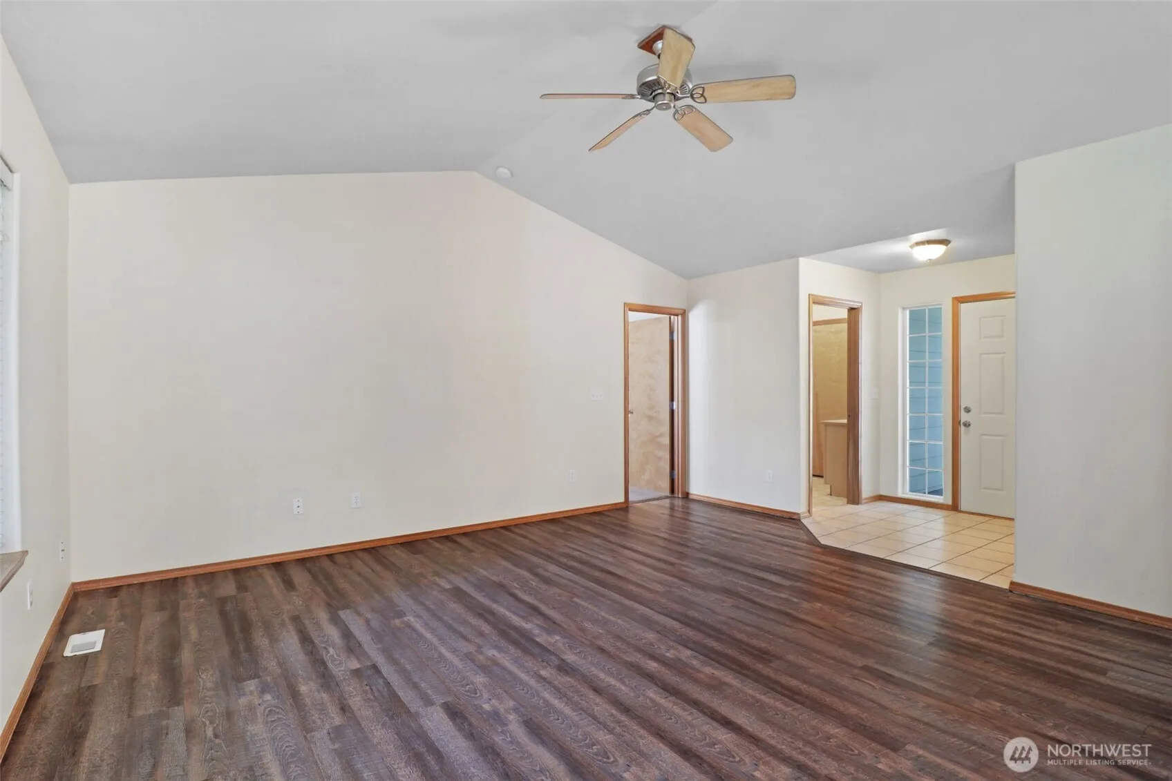 Property photo for 15626 Lindsay Road Se, Yelm photo 4