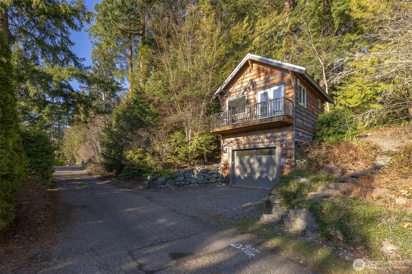 Property photo for 2111 Dellesta Drive, Bellingham photo 2