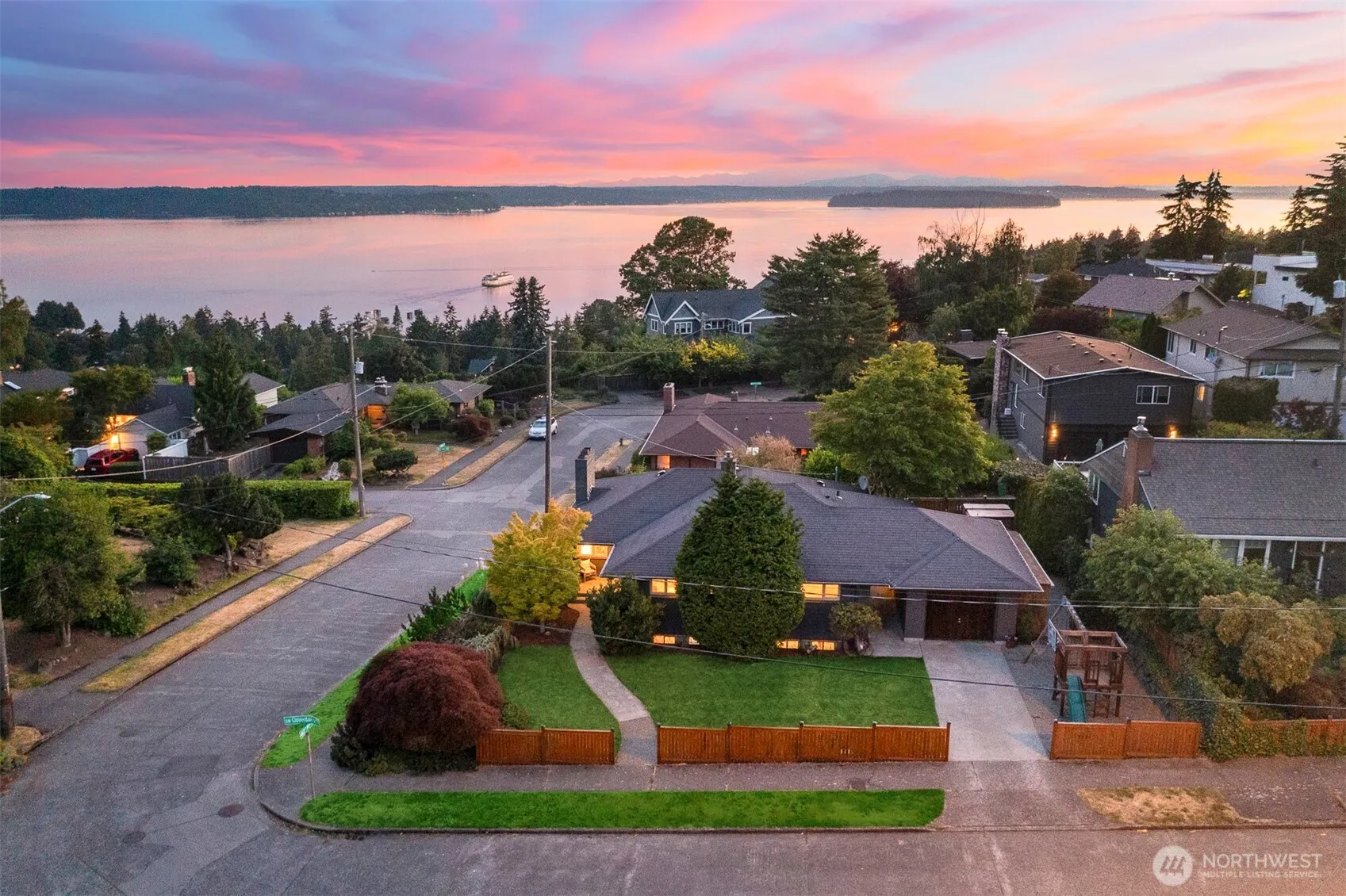 Property photo for 8459 40th Avenue Sw, Seattle