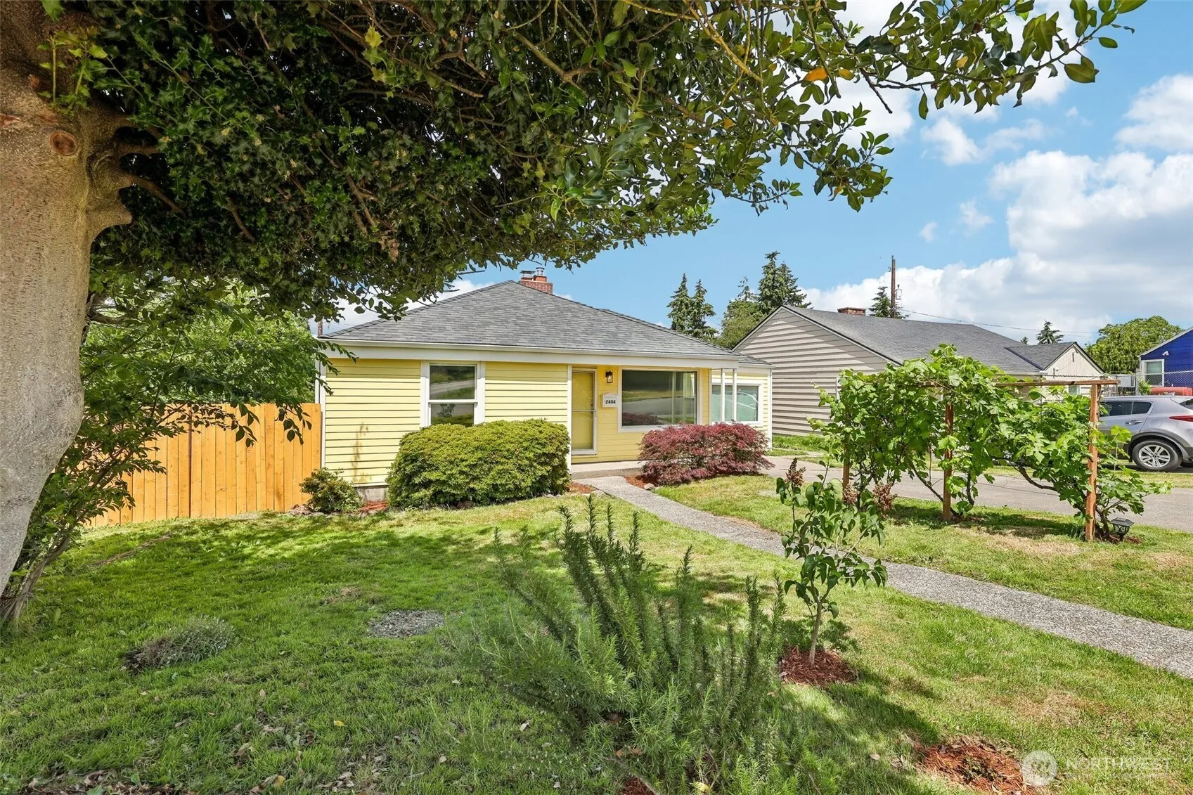 Property photo for 2404 S 121st Street, Seattle photo 4