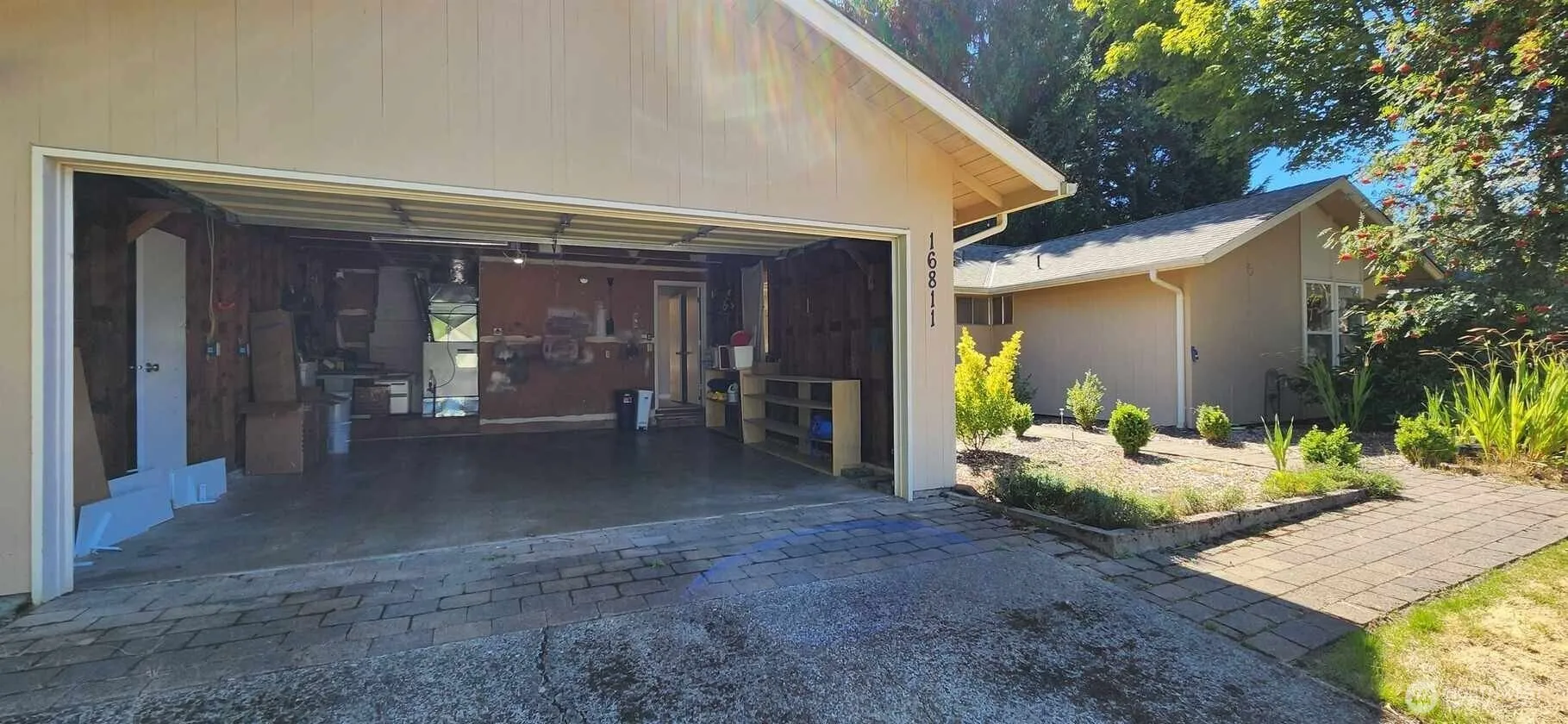 Property photo for 16811 Ne 32nd Street, Bellevue photo 4