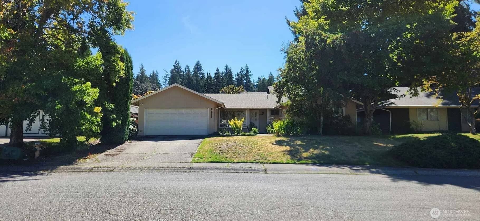 Property photo for 16811 Ne 32nd Street, Bellevue
