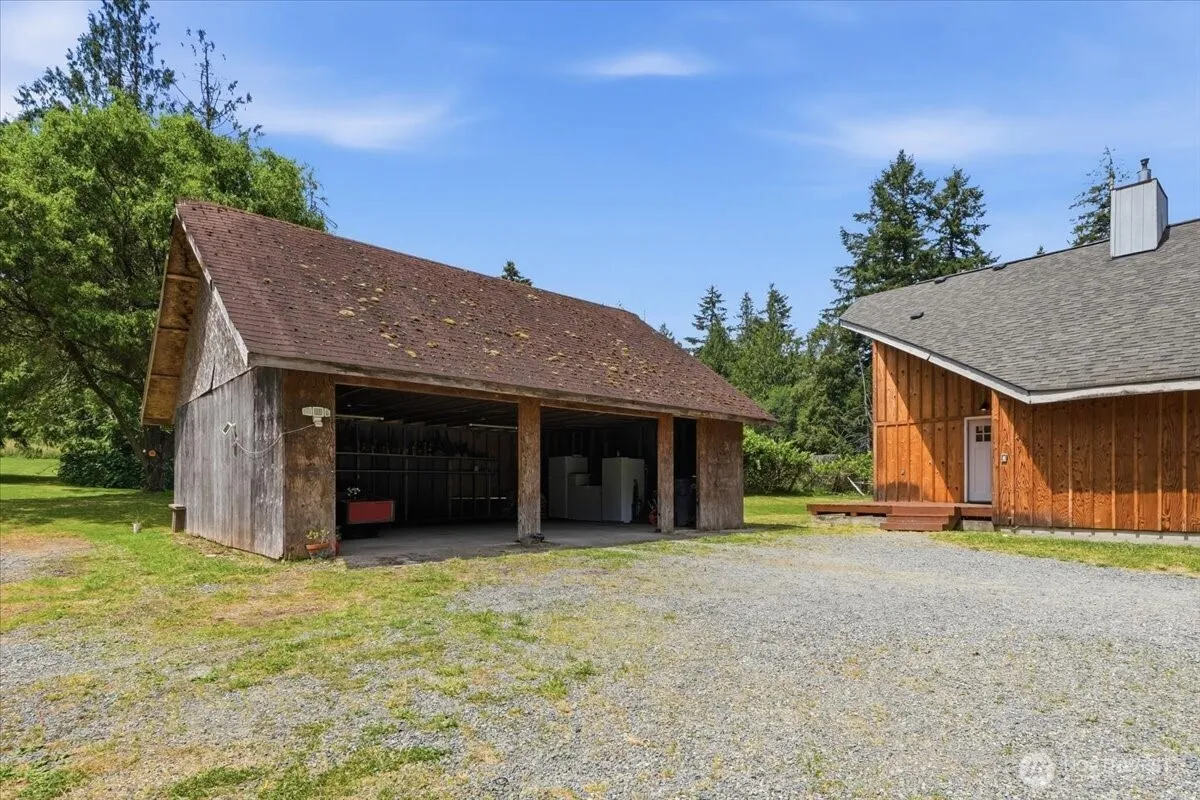 Property photo for 2910 Wollochet Drive Nw, Gig Harbor photo 5