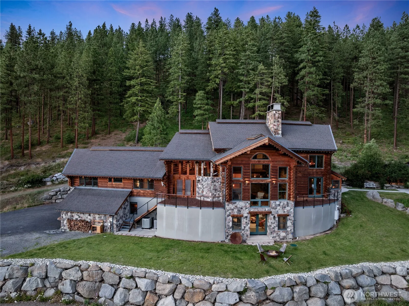 Property photo for 8355 Mountain Home Road, Leavenworth photo 2