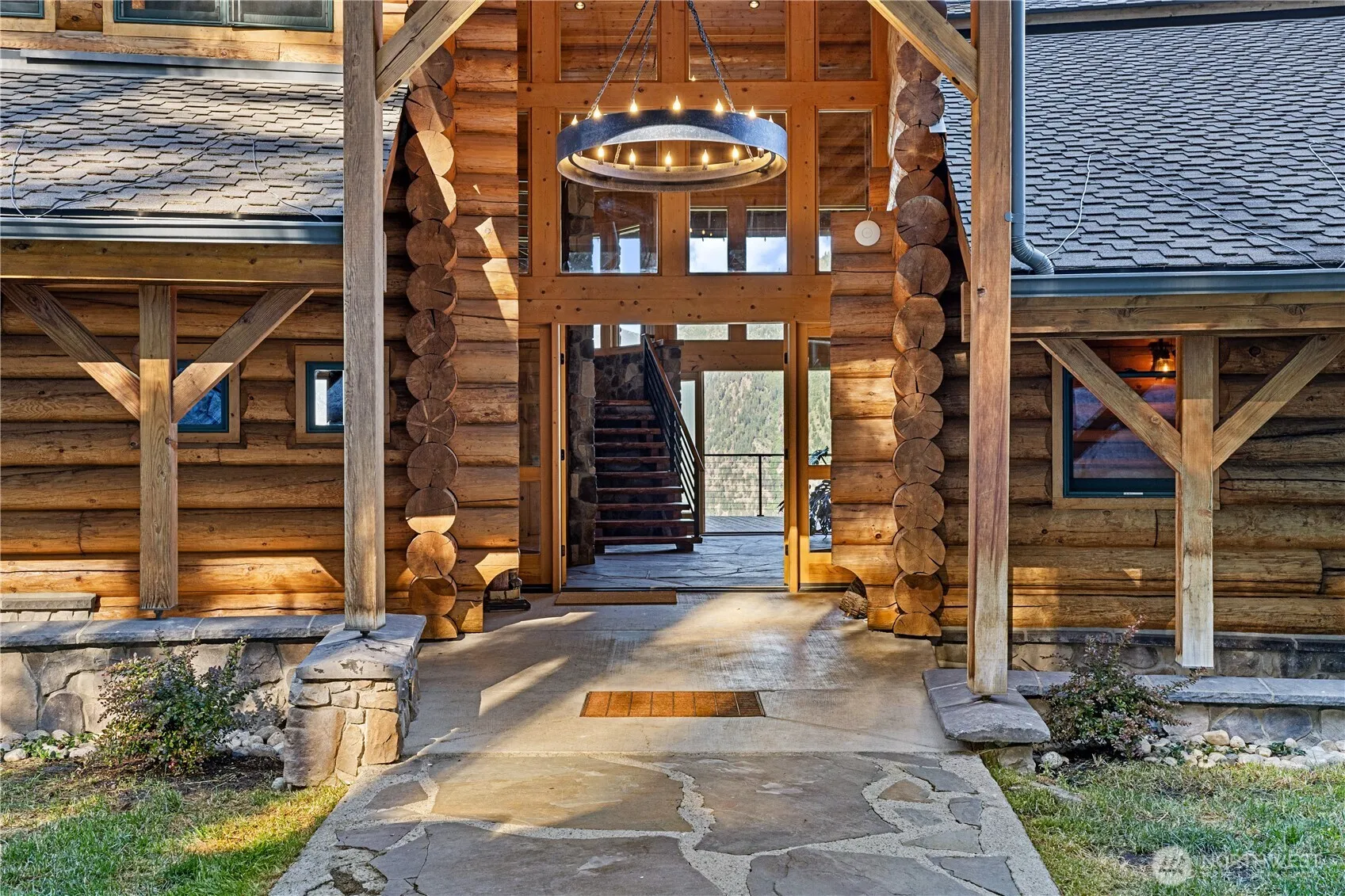 Property photo for 8355 Mountain Home Road, Leavenworth photo 3