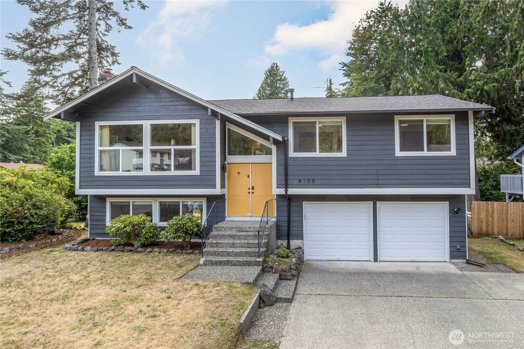 Property photo for 8105 Spur Court Nw, Bremerton photo 2