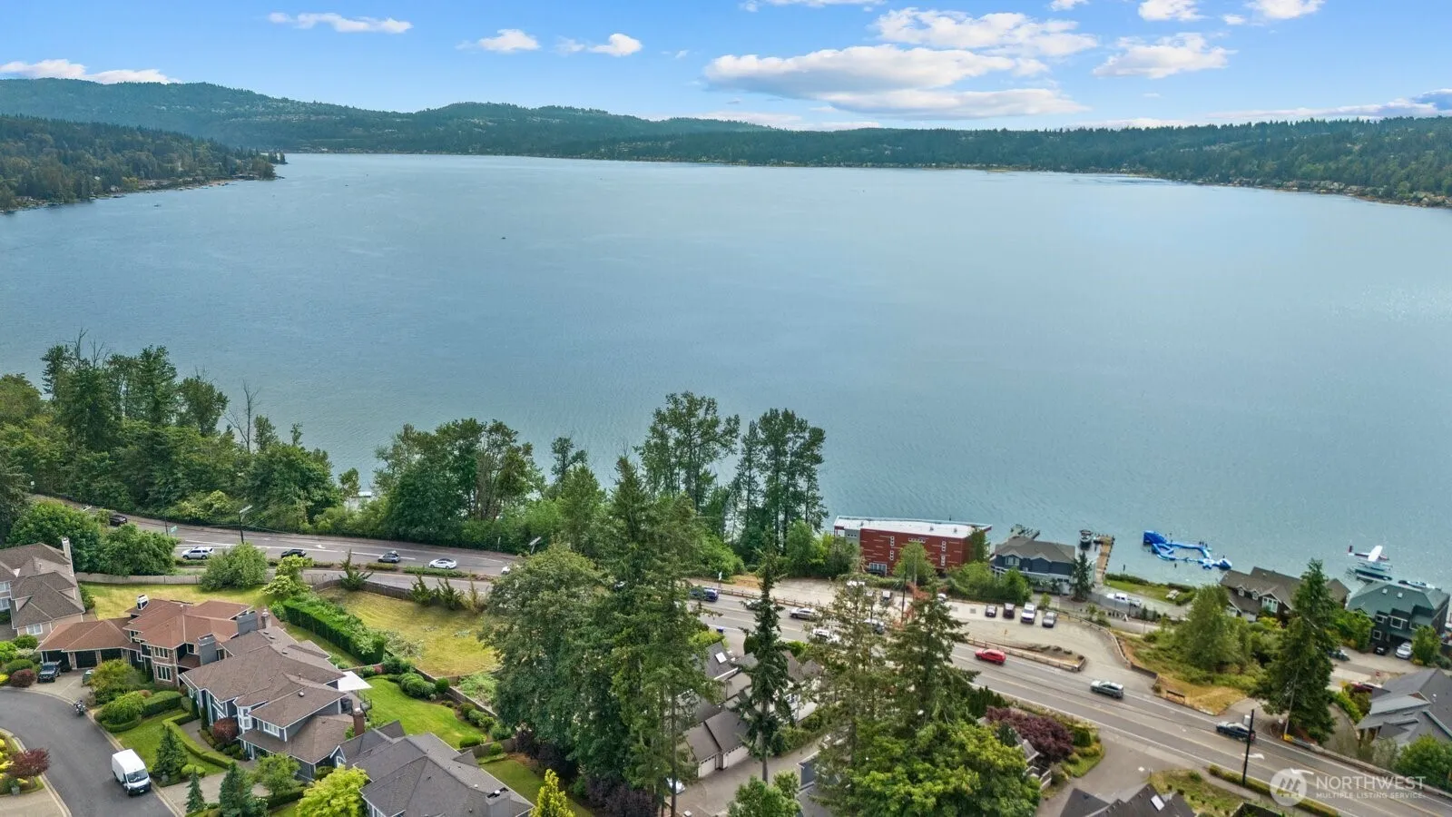 Property photo for 1542 E Sammamish Parkway Ne, Sammamish photo 3