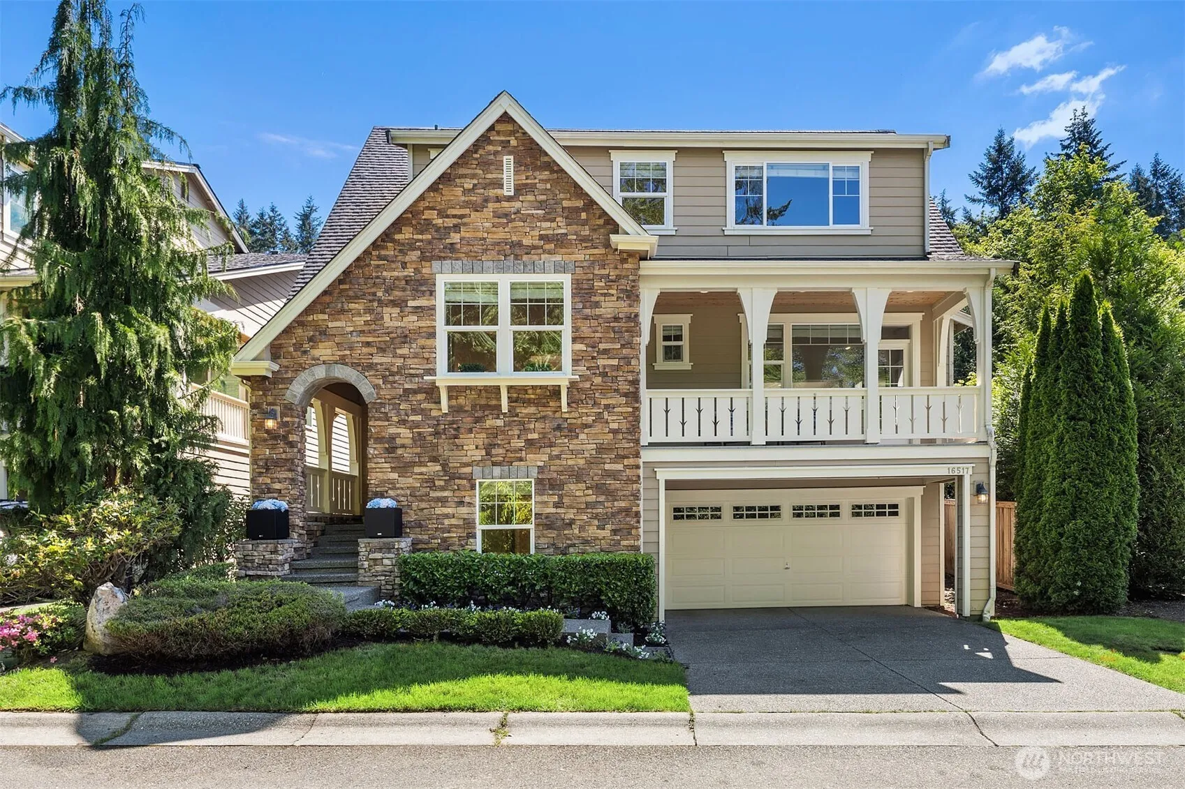Property photo for 16517 Se 66th Street, Bellevue
