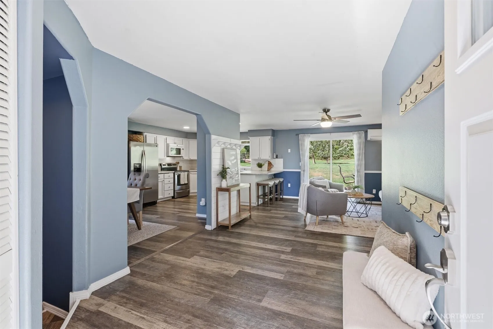 Property photo for 1586 Poplar Lane, Camano Island photo 3