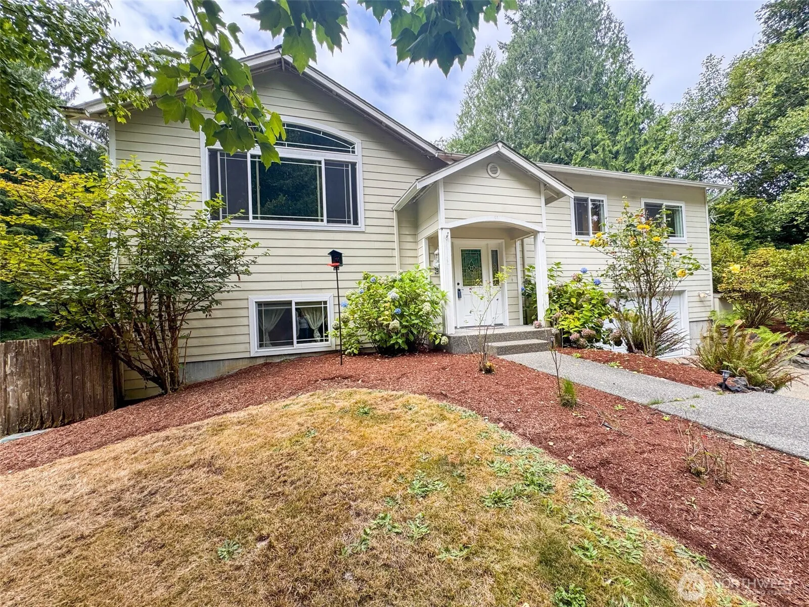 Property photo for 6337 Se Heather Lane, Port Orchard