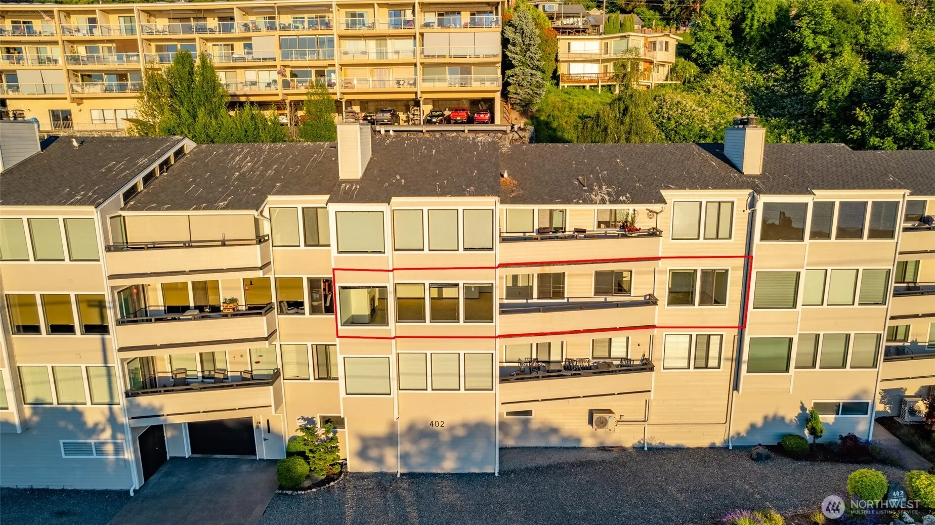 Property photo for 402 Boulevard #202, Bellingham photo 2