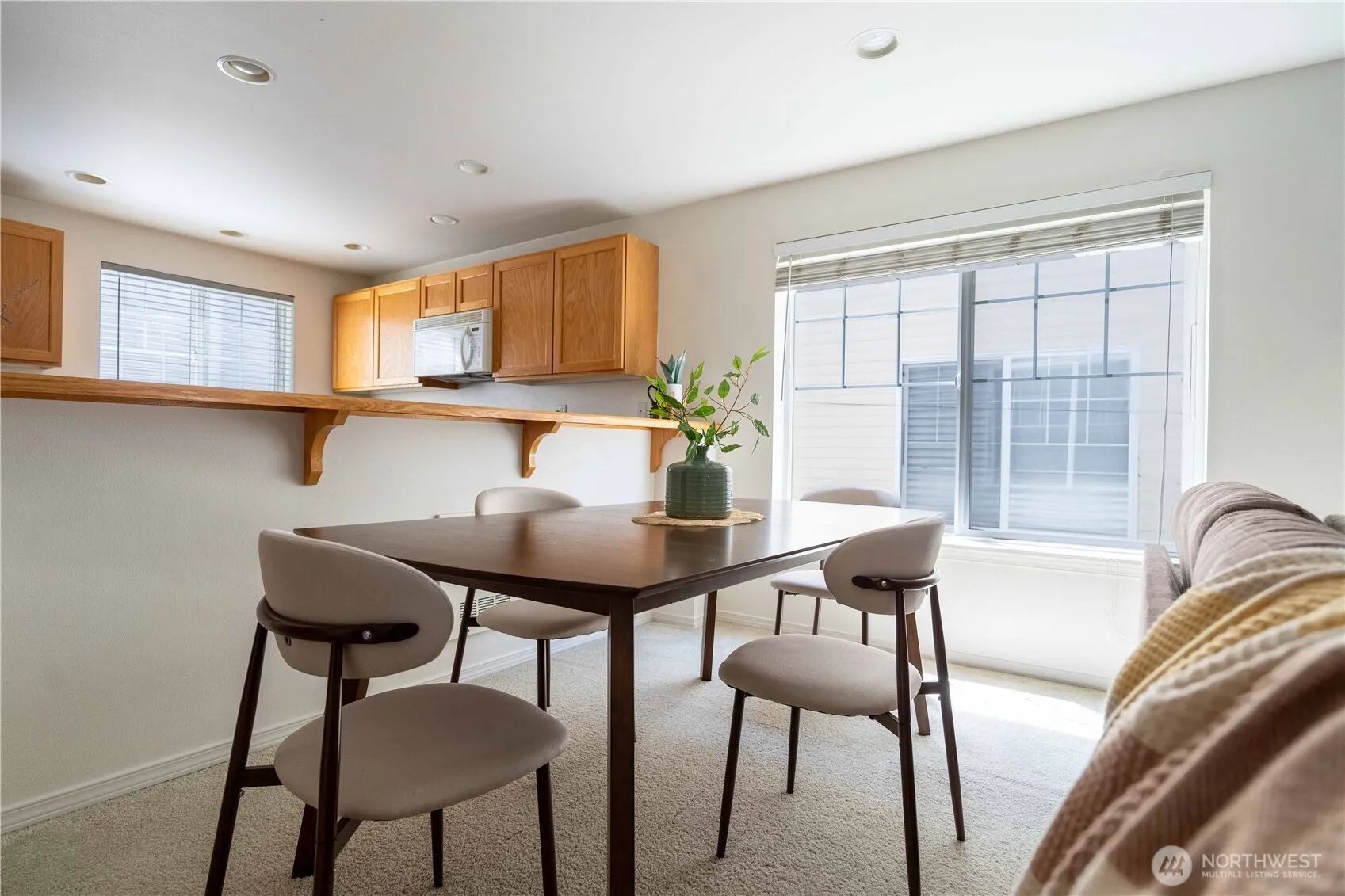 Property photo for 8520 Midvale Avenue N #a, Seattle photo 4