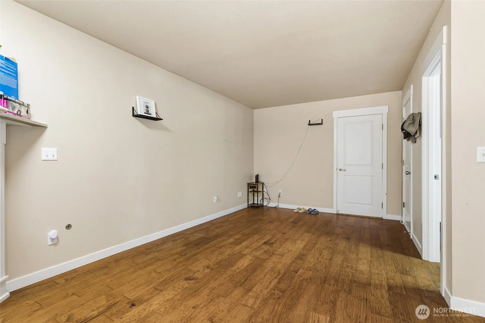 Property photo for 7802 S Junett Street, Tacoma photo 5