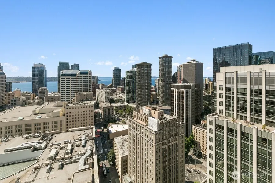 Property photo for 737 Olive Way #2600, Seattle photo 4
