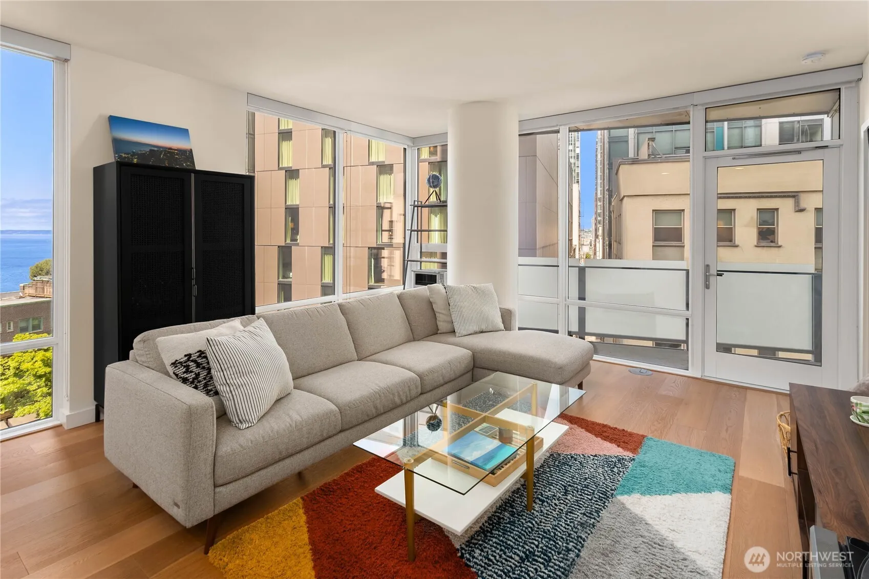 Property photo for 121 Stewart Street #807, Seattle photo 3