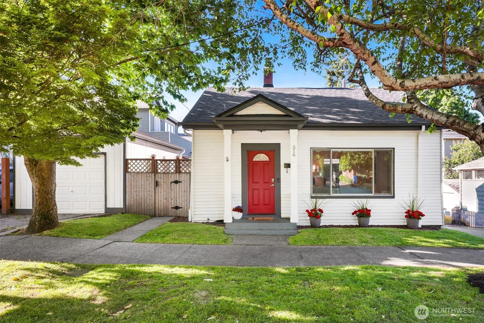Property photo for 516 W Howe Street, Seattle