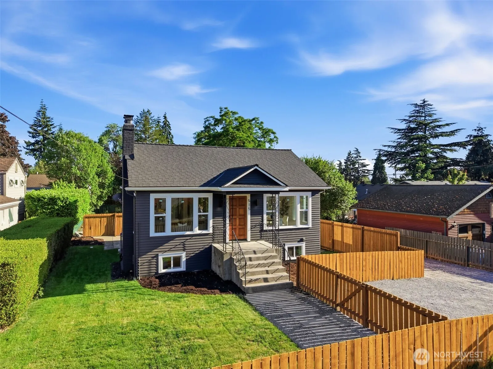 Property photo for 515 N 122nd Street, Seattle photo 2