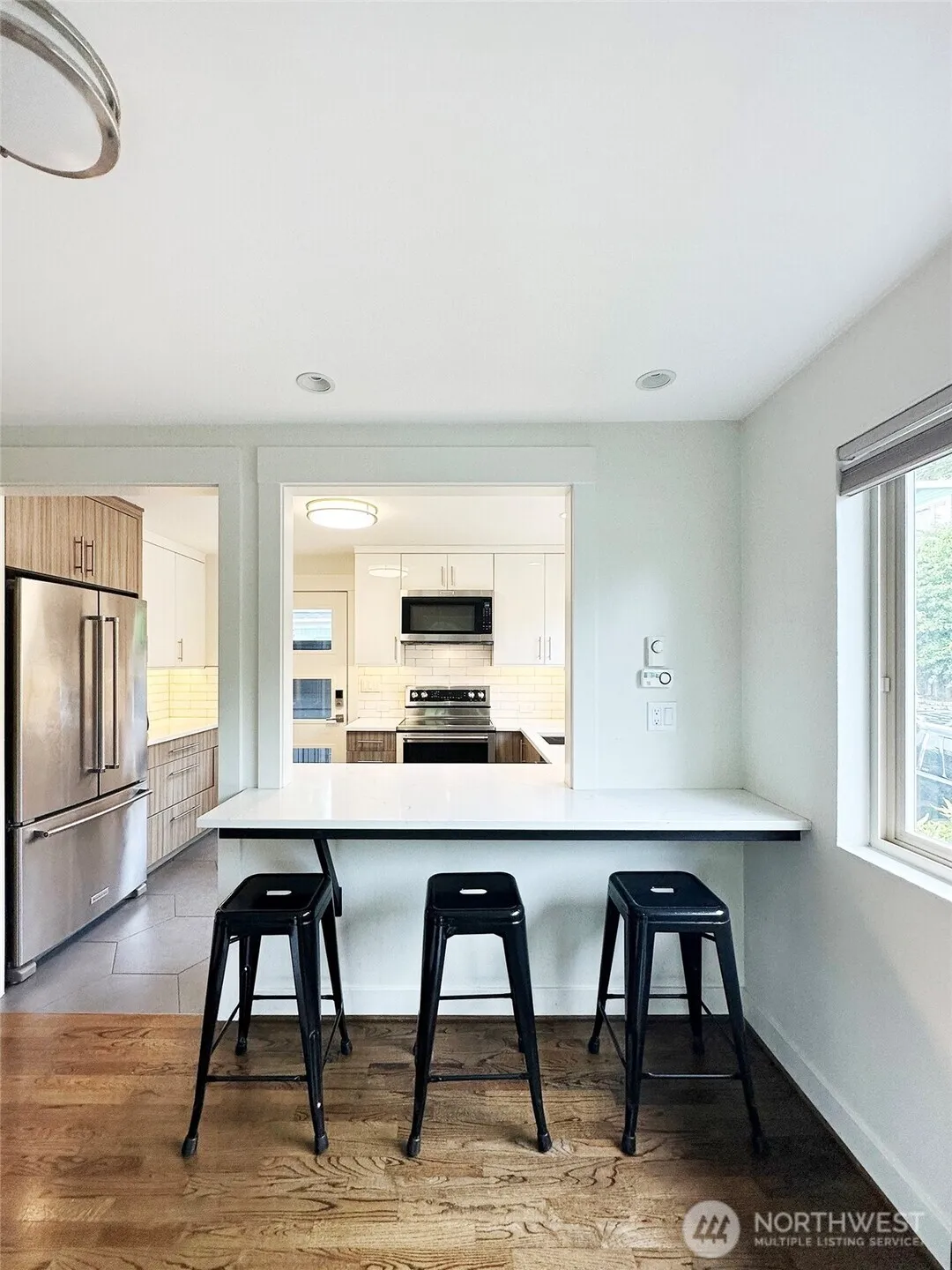 Property photo for 3803 Carr Place N, Seattle photo 5