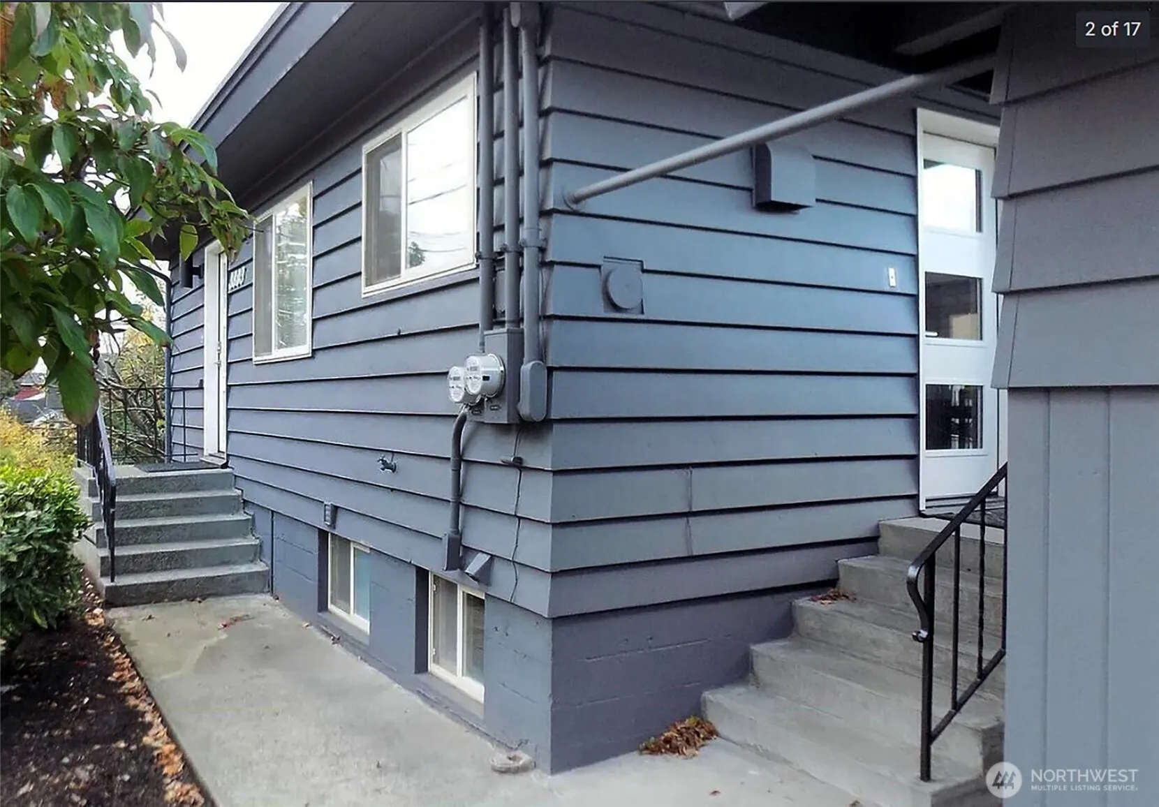 Property photo for 3803 Carr Place N, Seattle photo 2