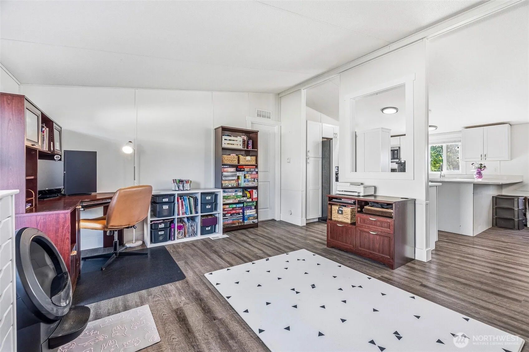 Property photo for 7525 Roblee Drive, Blaine photo 3
