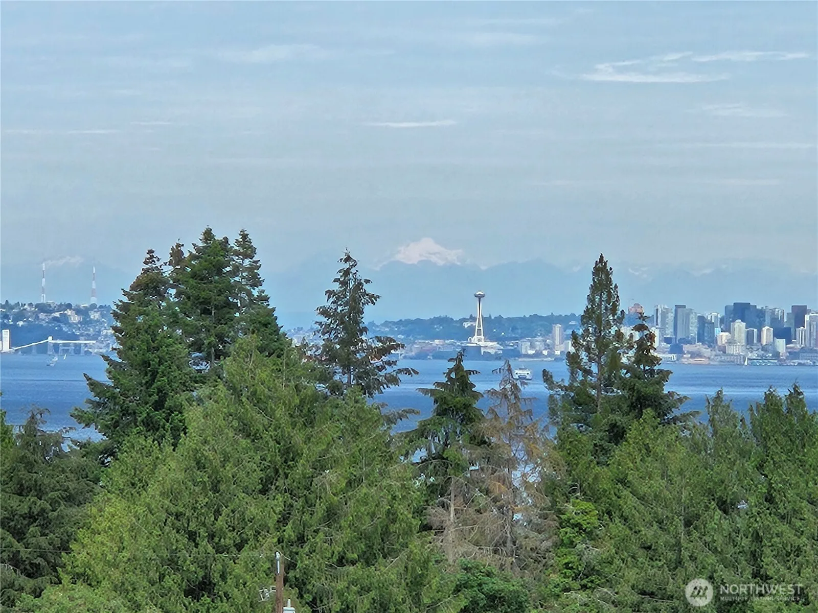Property photo for 8102 E Perelli Lane, Port Orchard photo 3