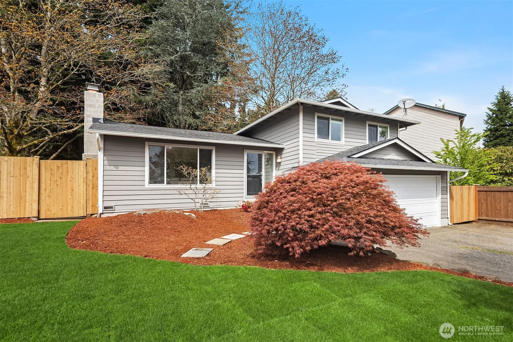 Property photo for 14011 98th Avenue Ne, Kirkland photo 2