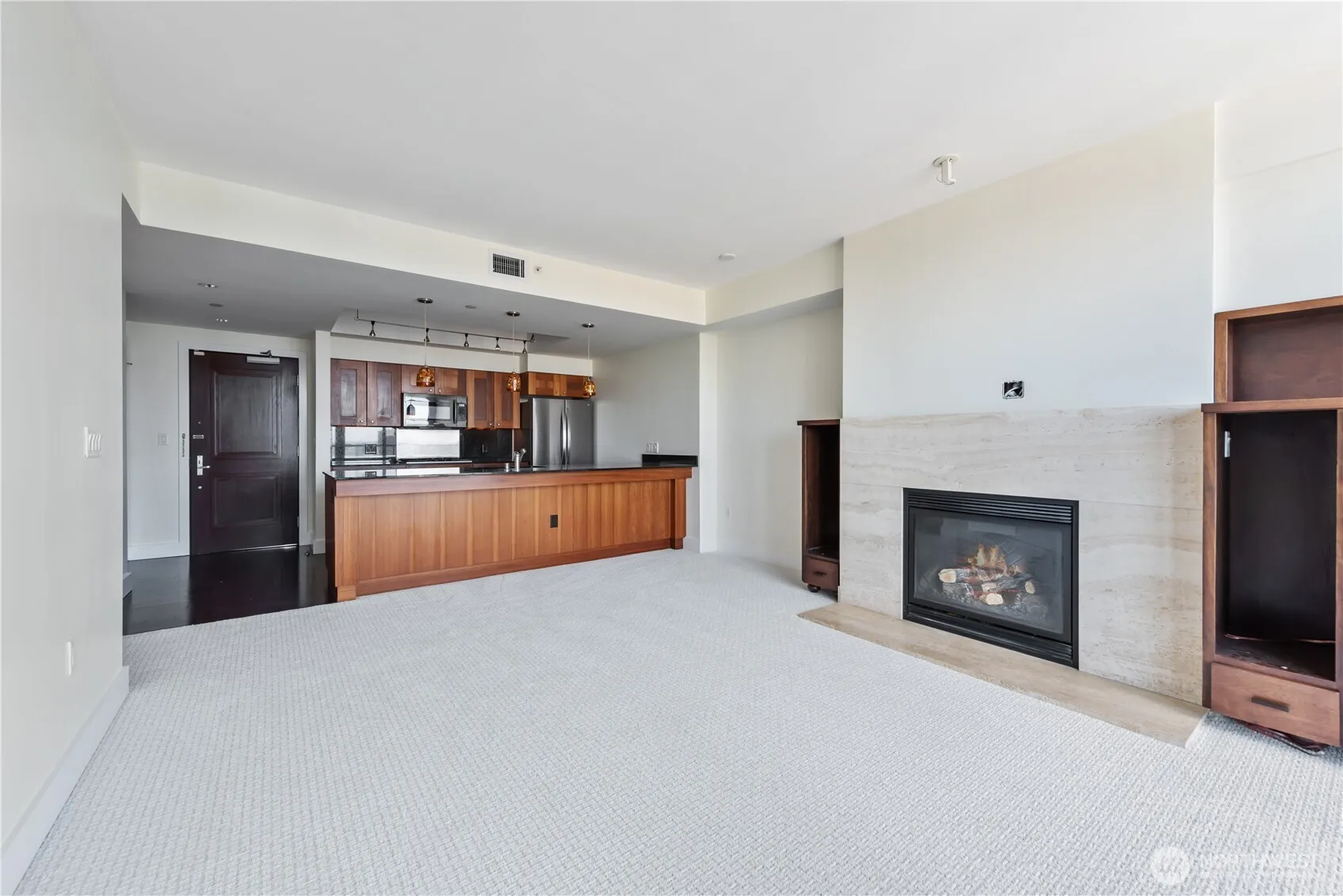 Property photo for 650 Bellevue Way Ne #4006, Bellevue photo 4