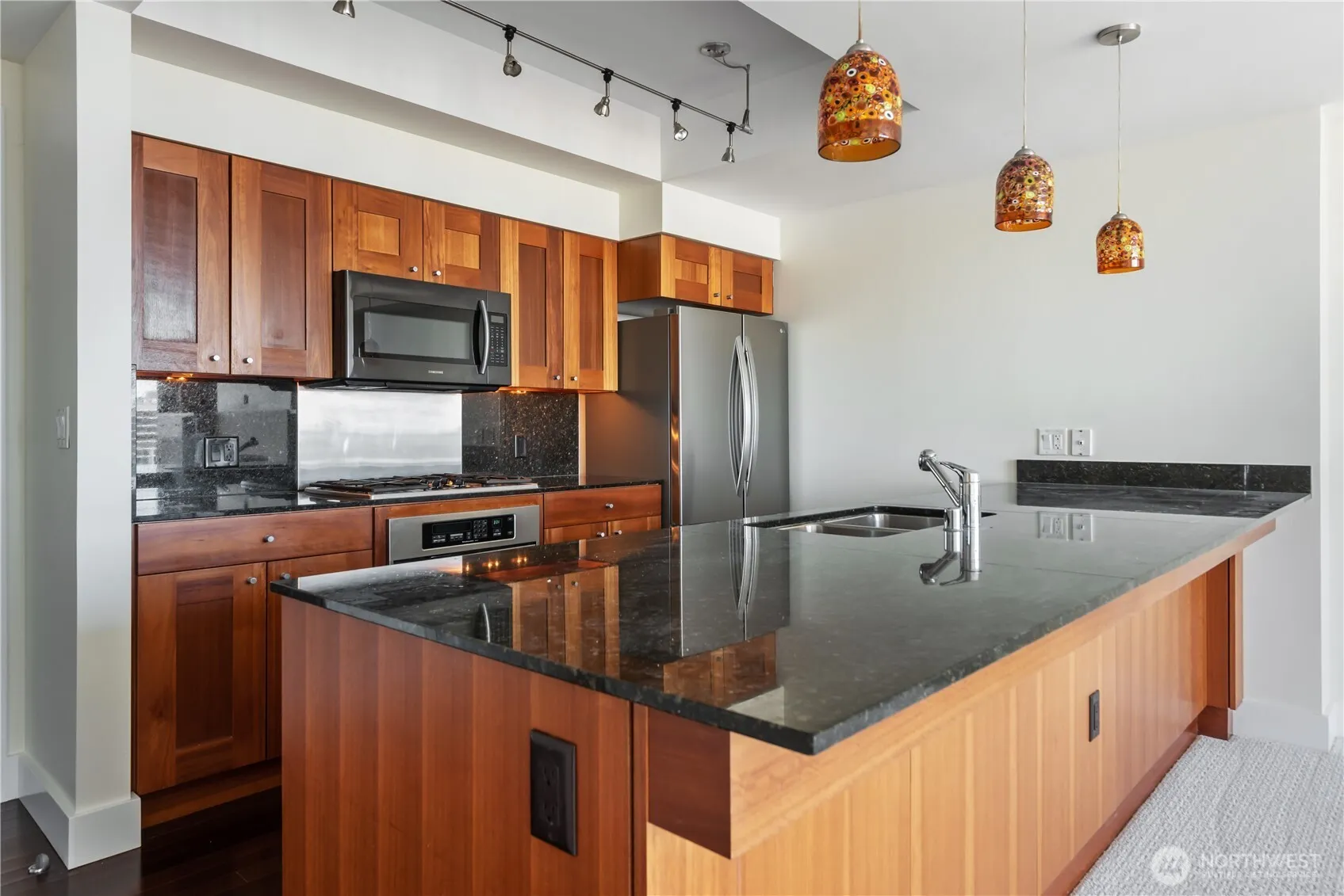 Property photo for 650 Bellevue Way Ne #4006, Bellevue photo 2
