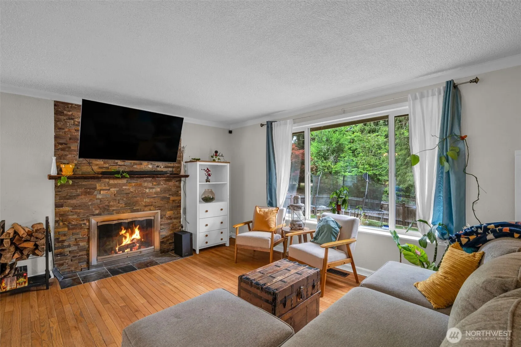 Property photo for 7622 234th Street Sw, Edmonds photo 3
