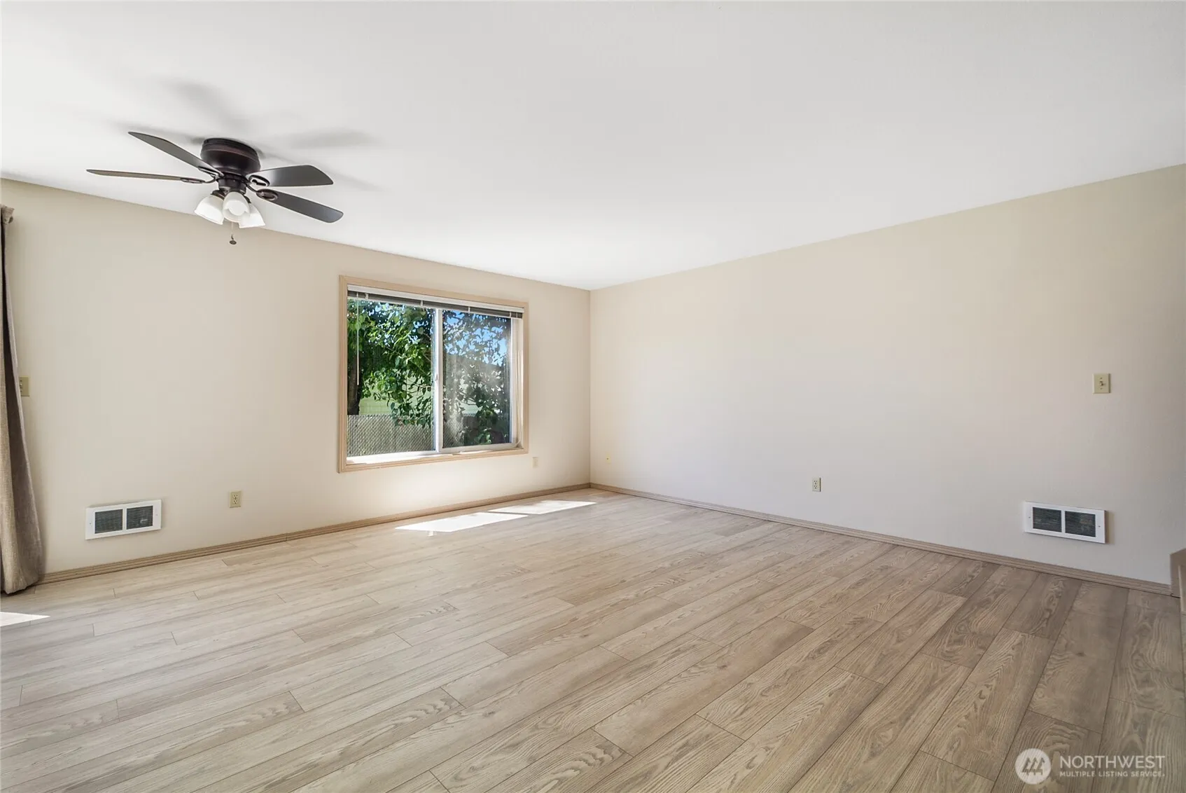 Property photo for 4604 76 Avenue Ne #unit 6, Marysville photo 3