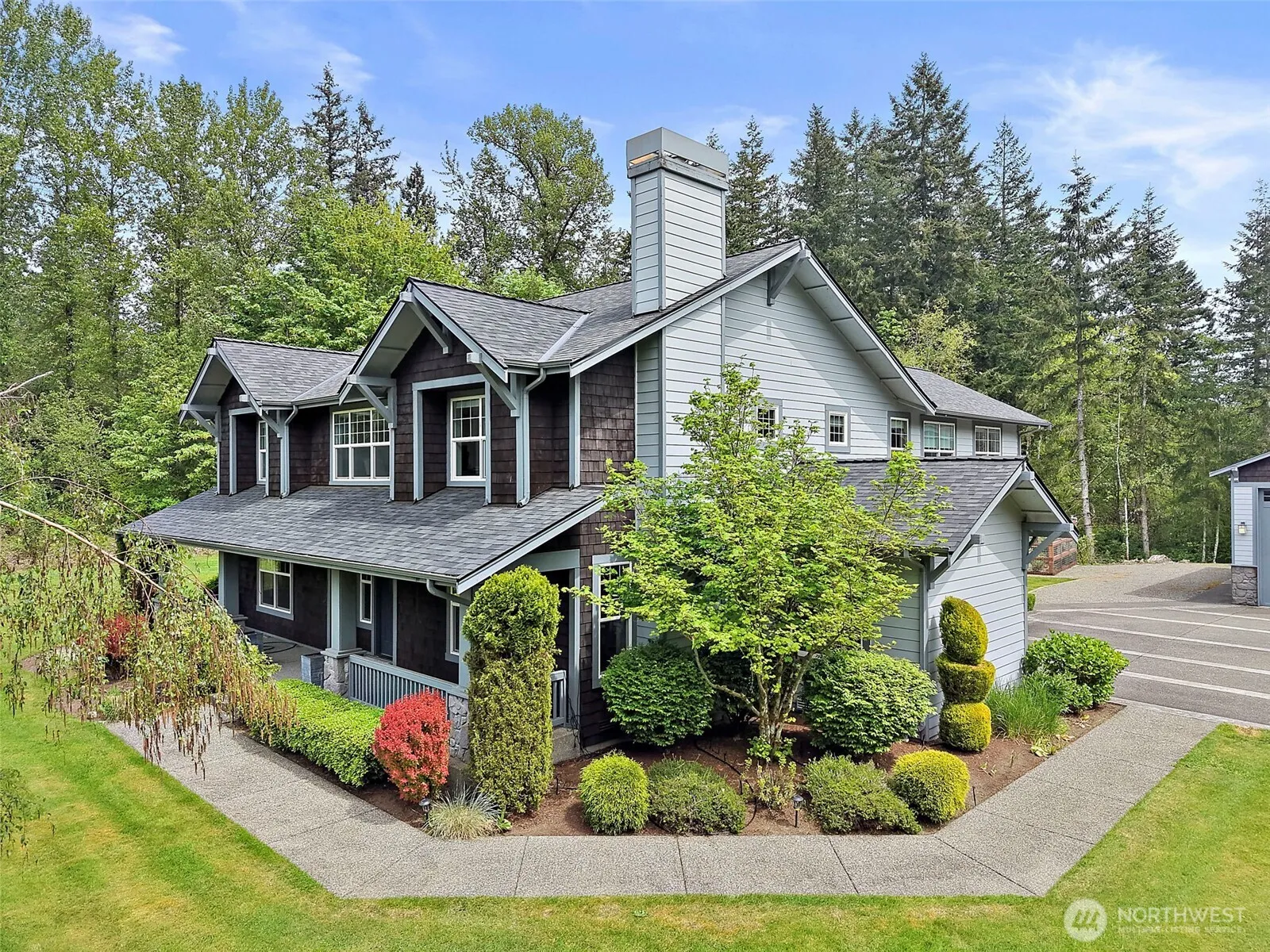 Property photo for 22420 270th Avenue Se, Maple Valley photo 2