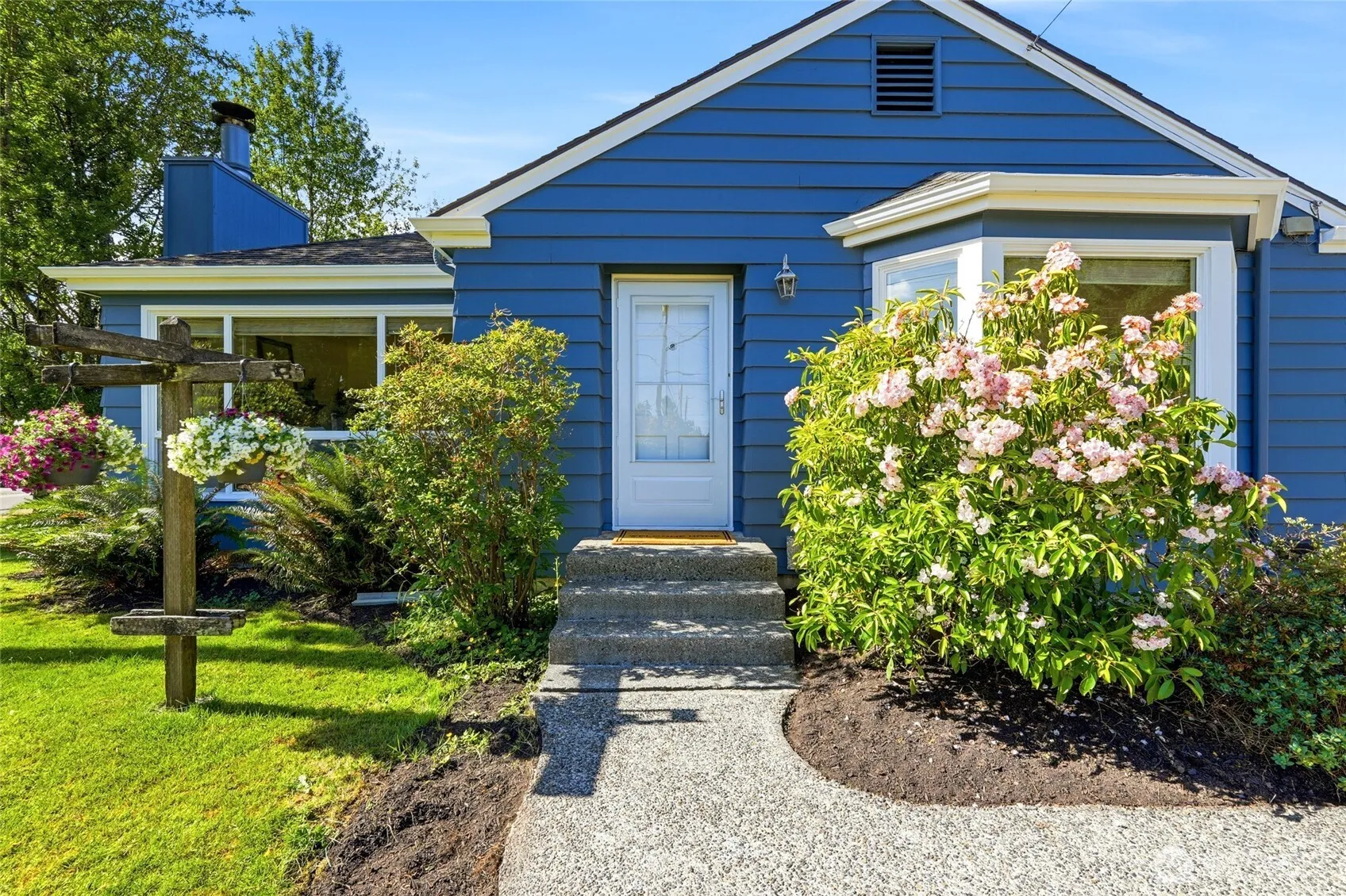 Property photo for 418 Magnolia Avenue, Everett photo 3
