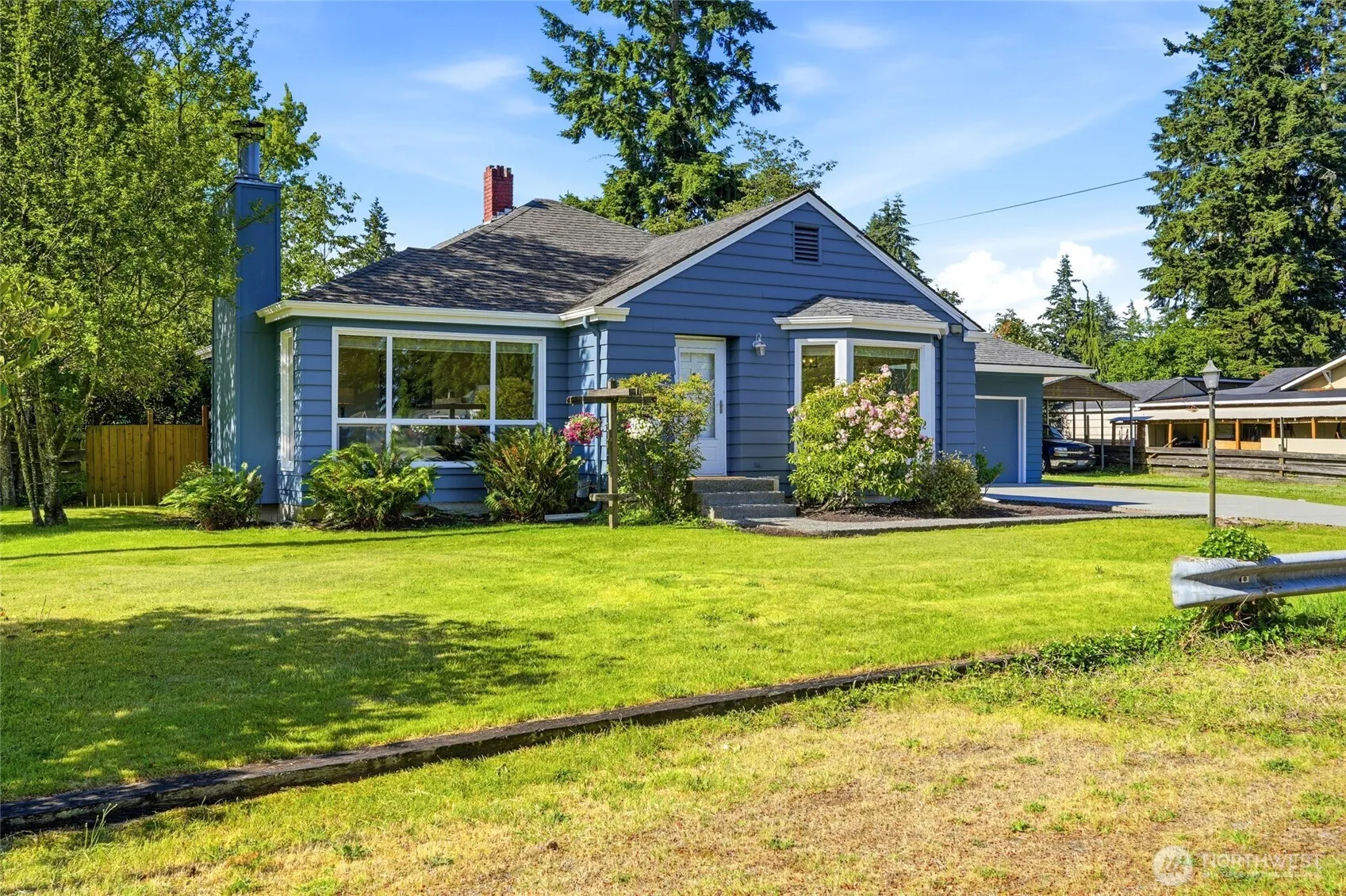 Property photo for 418 Magnolia Avenue, Everett photo 2