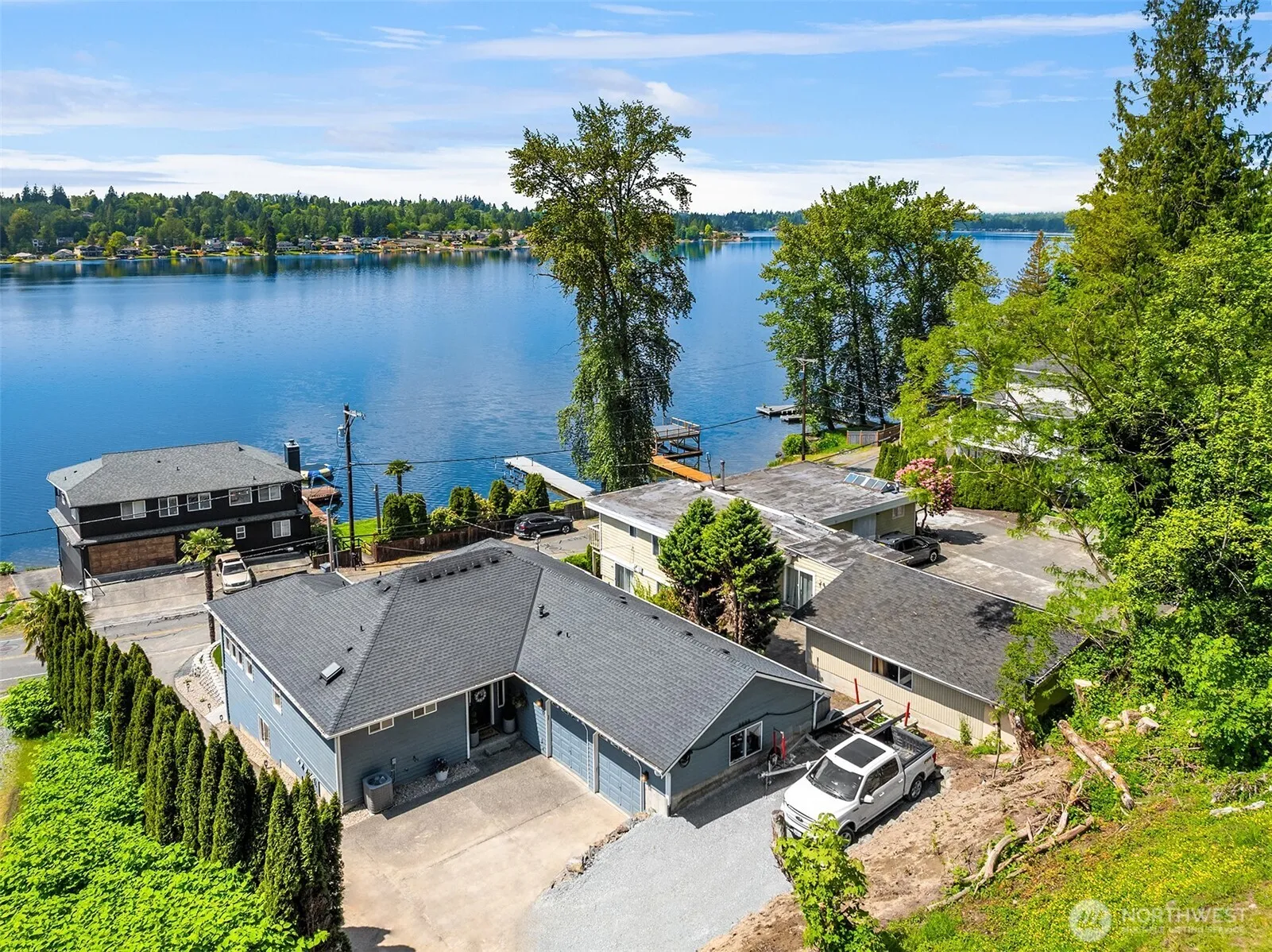 Property photo for 423 S Lake Stevens Road, Lake Stevens