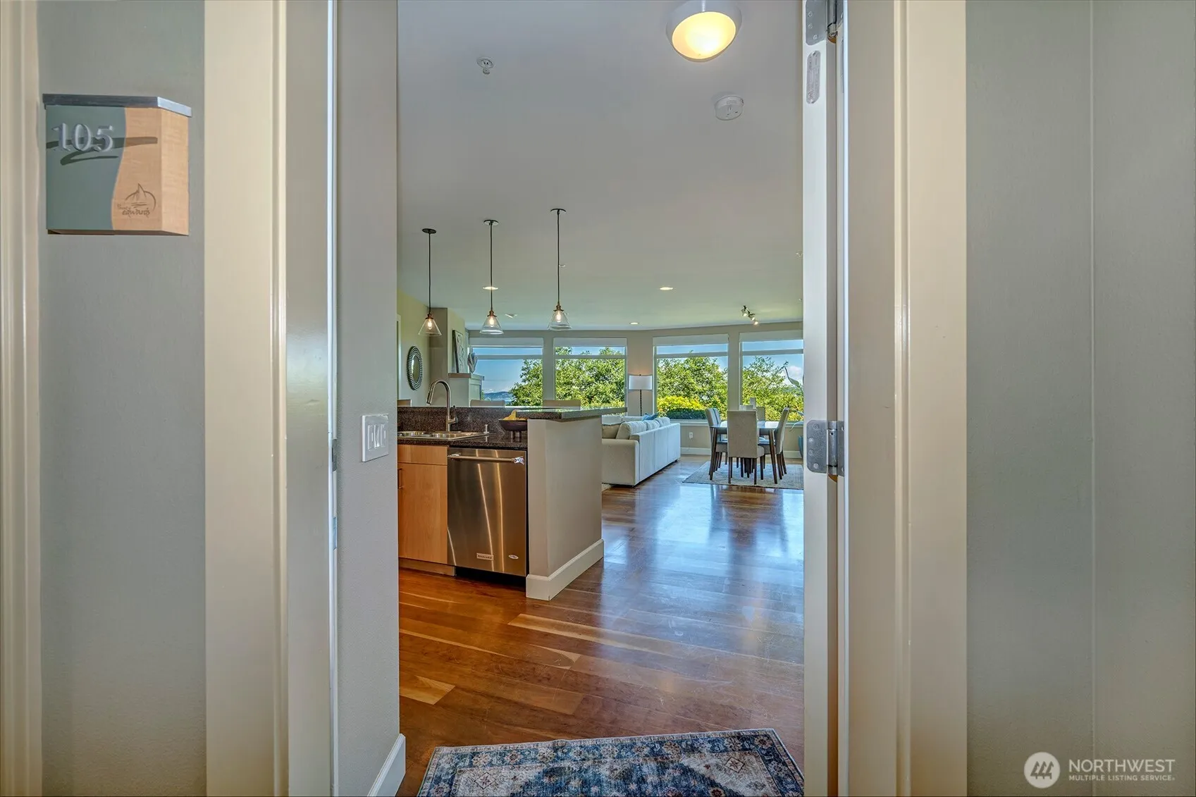 Property photo for 61 Pine Street #105, Edmonds photo 4