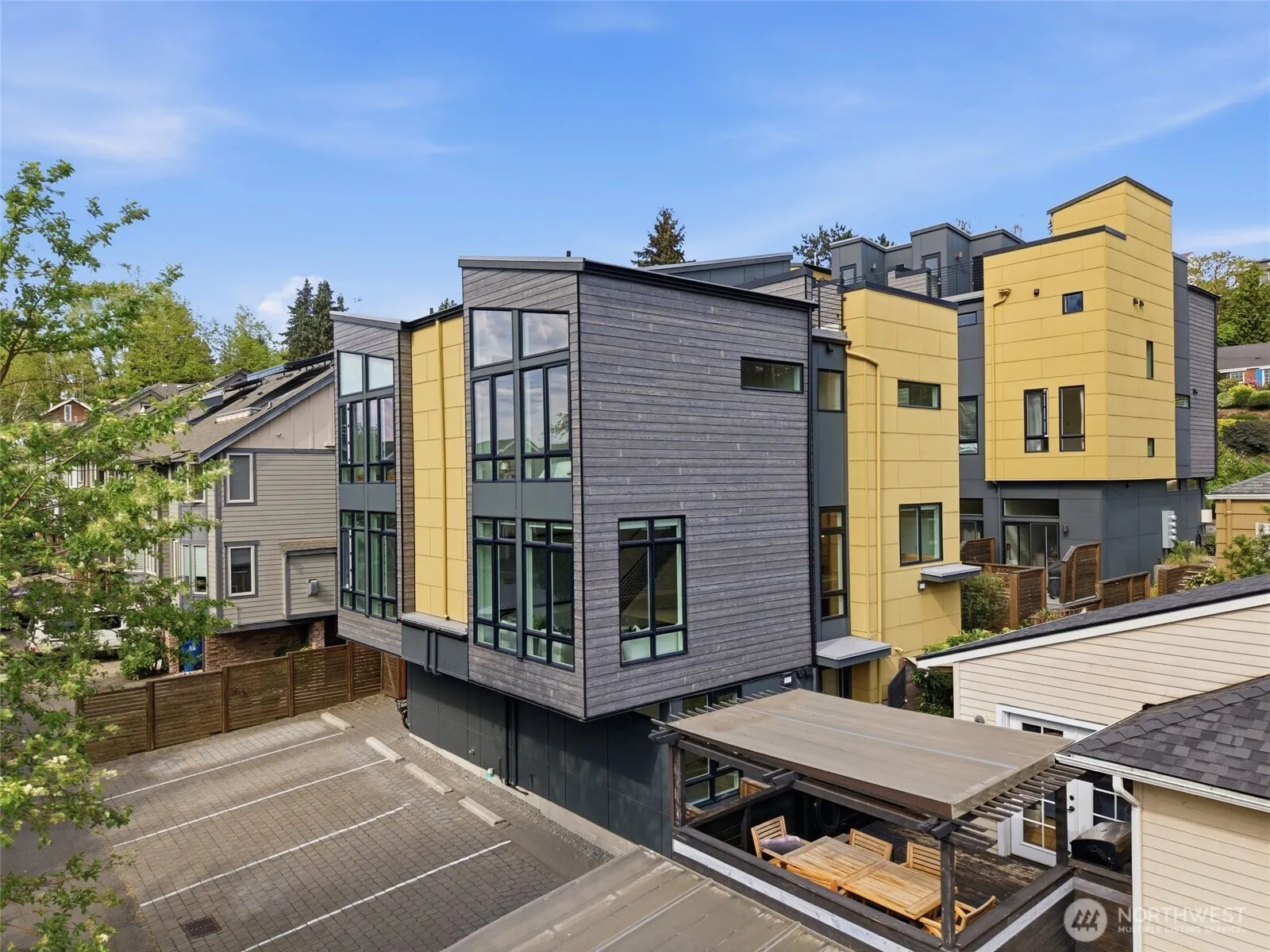 Property photo for 3011 30th Avenue W #a, Seattle