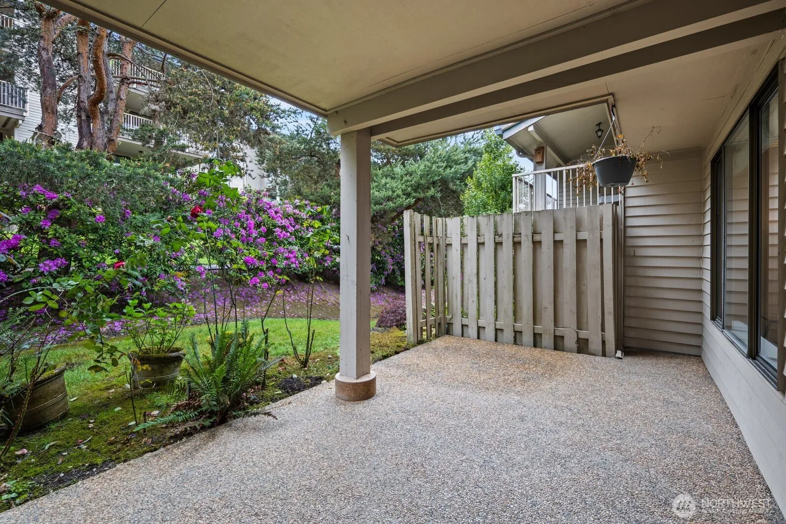 Property photo for 7639 Se 29th Street, Mercer Island photo 4