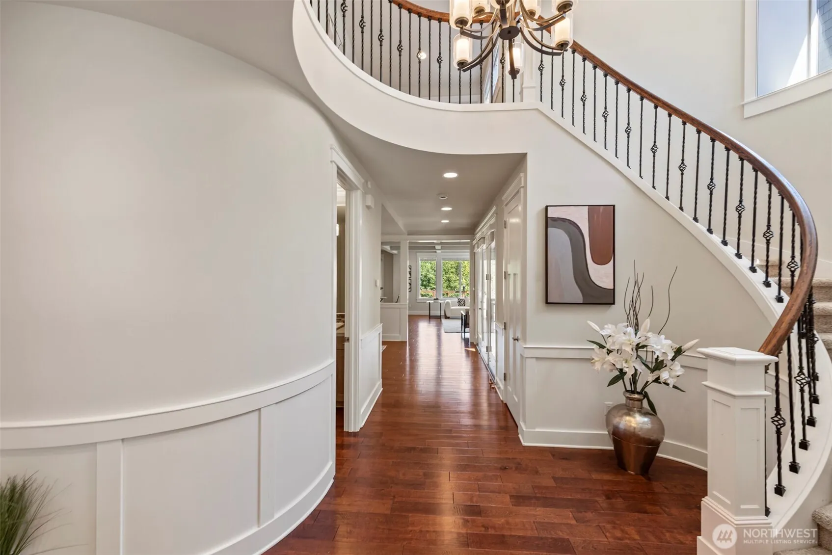 Property photo for 452 233rd Place Se, Sammamish photo 2